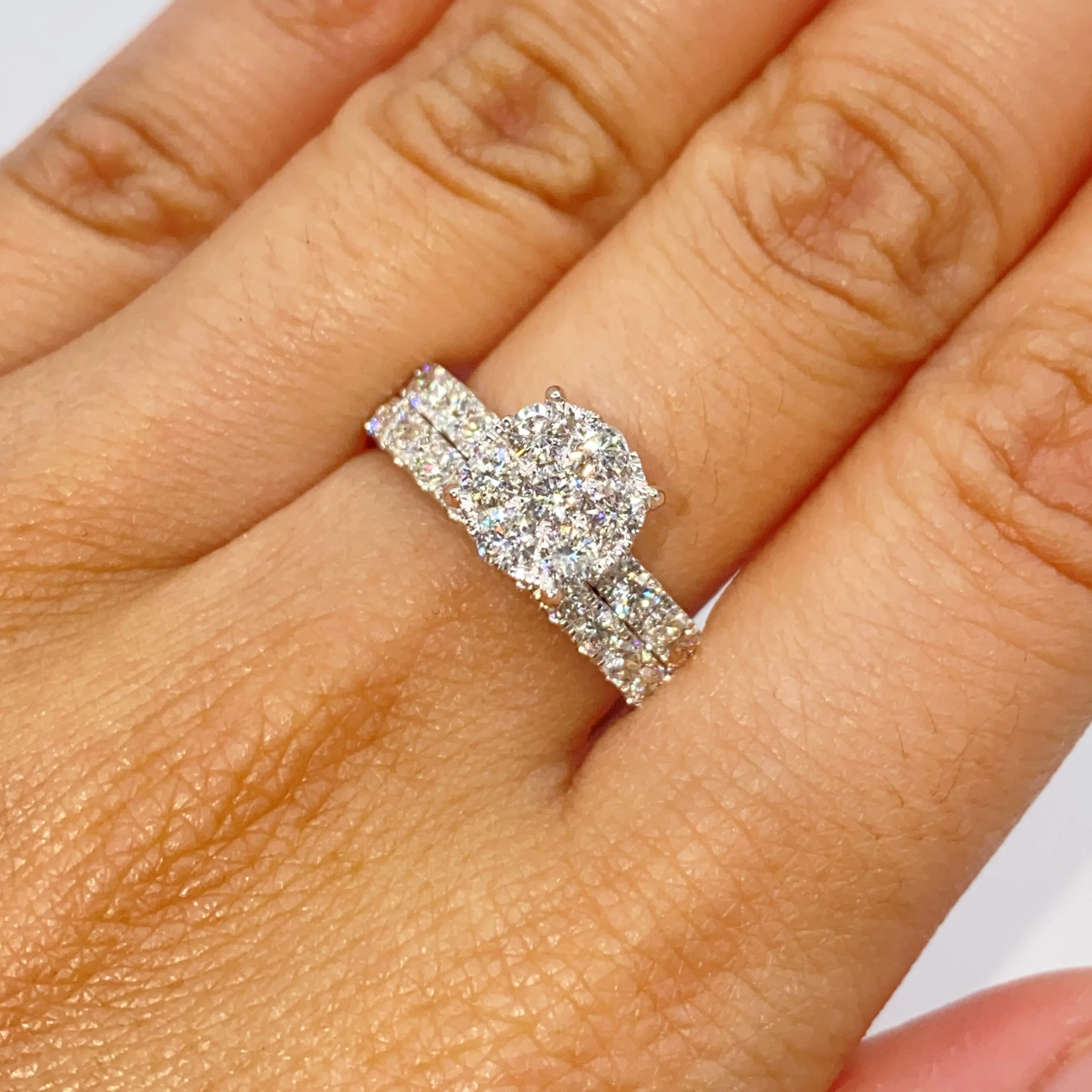 14K Barbie Circle Diamond Engagement Ring