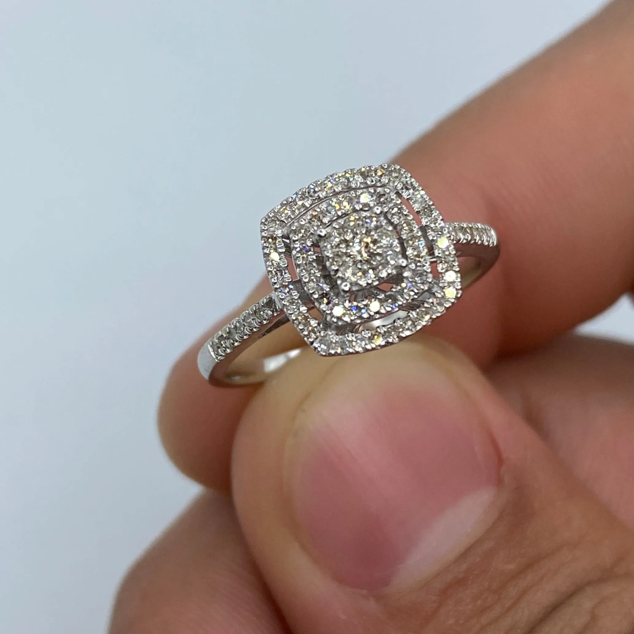 14K Square Gap Diamond Engagement Ring