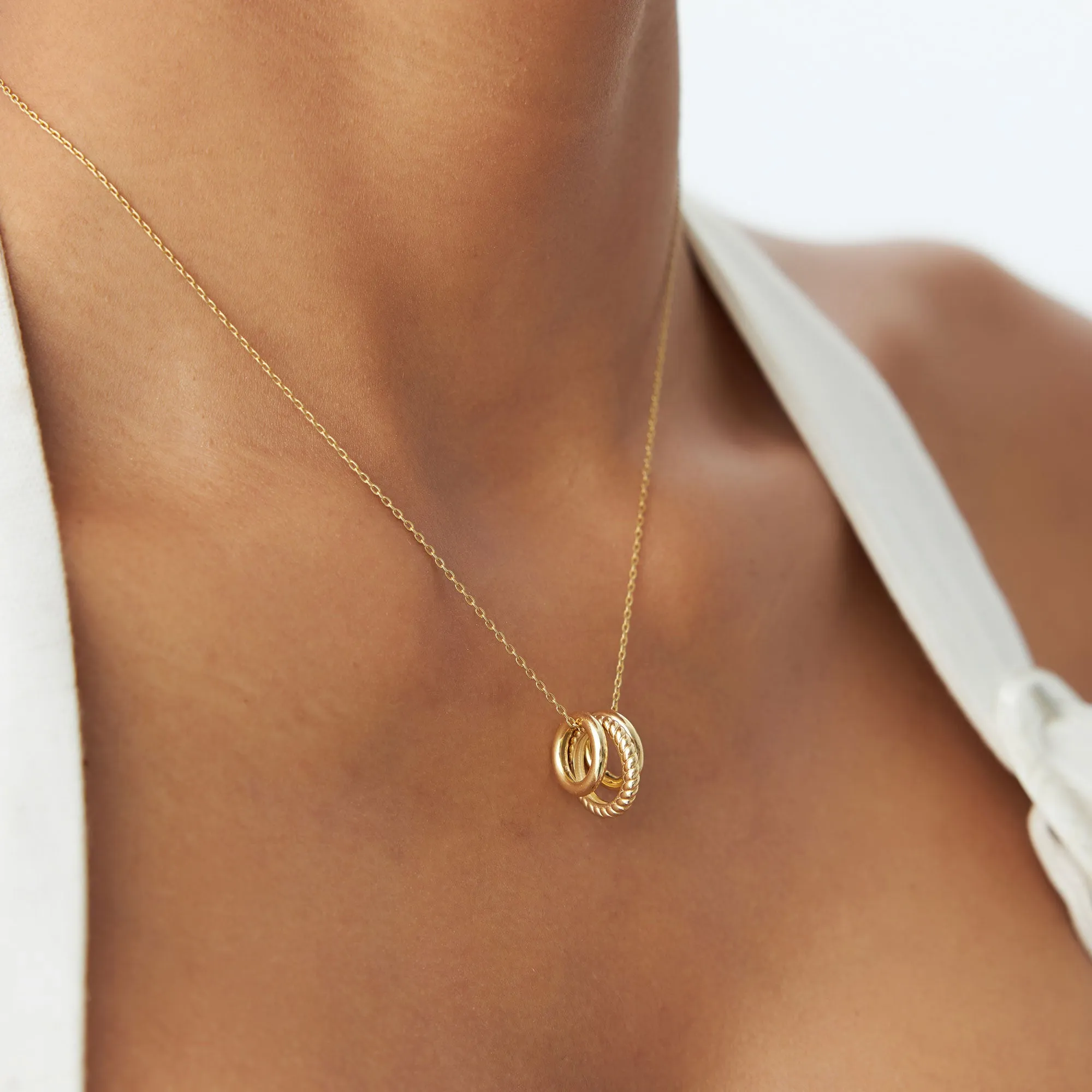 14k Three Ring Eternity Circle Necklace