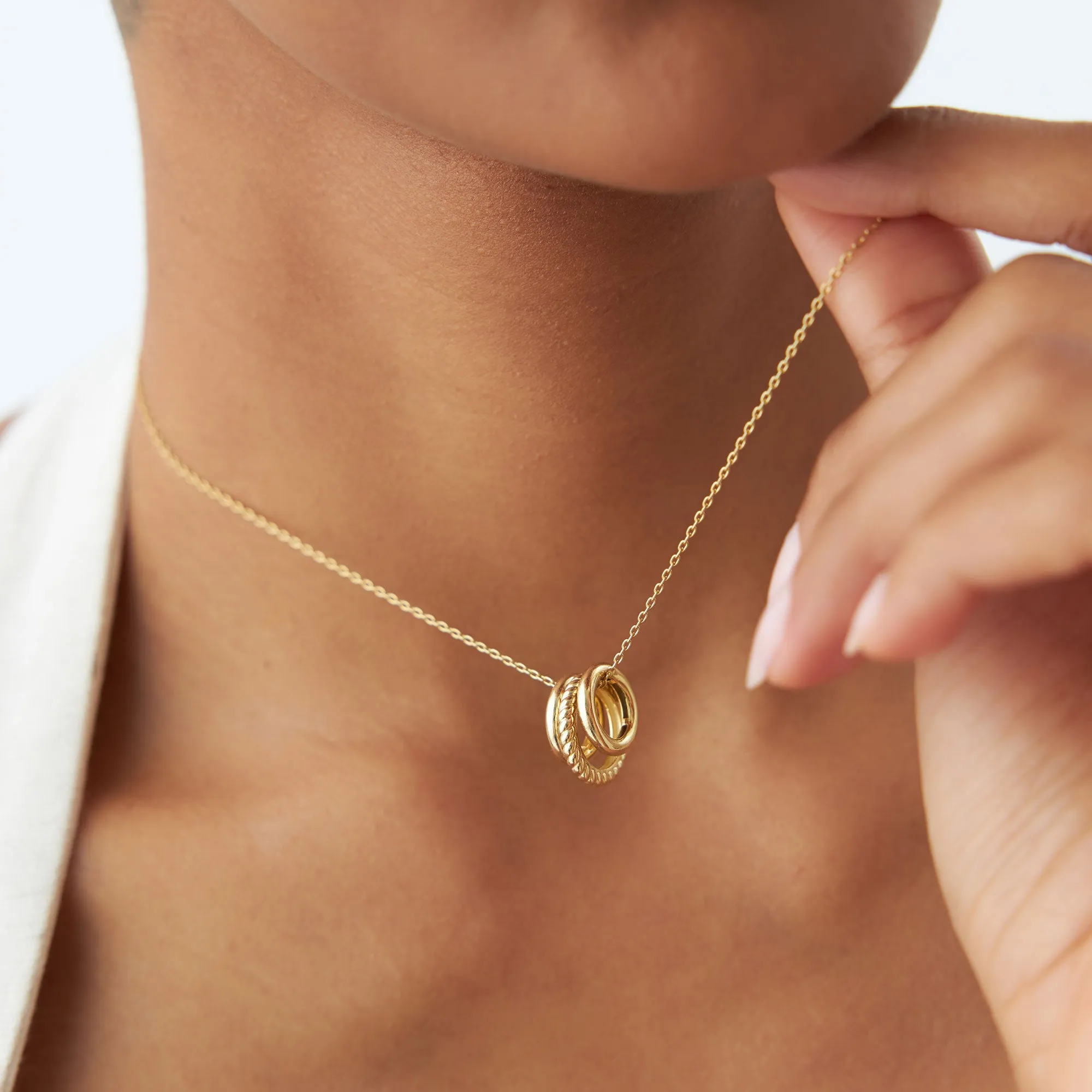 14k Three Ring Eternity Circle Necklace