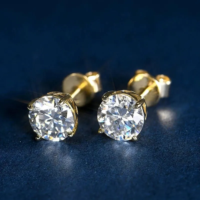 14k Yellow Gold 0.8 Ct Sparkling Diamond Stud Earrings
