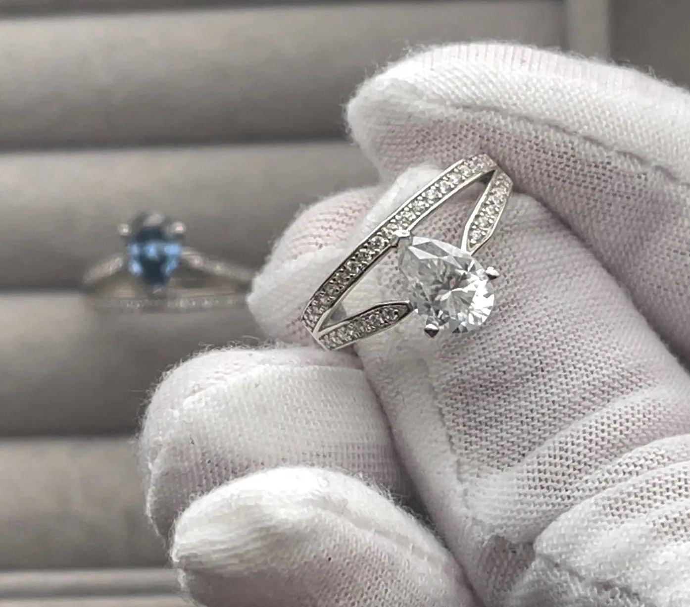 1.5 CARAT | Moissanite Diamond Engagement Ring | Teardrop Diamond Engagement Ring | Womens Diamond Ring | Moissanite Ring | Pear Cut Ring