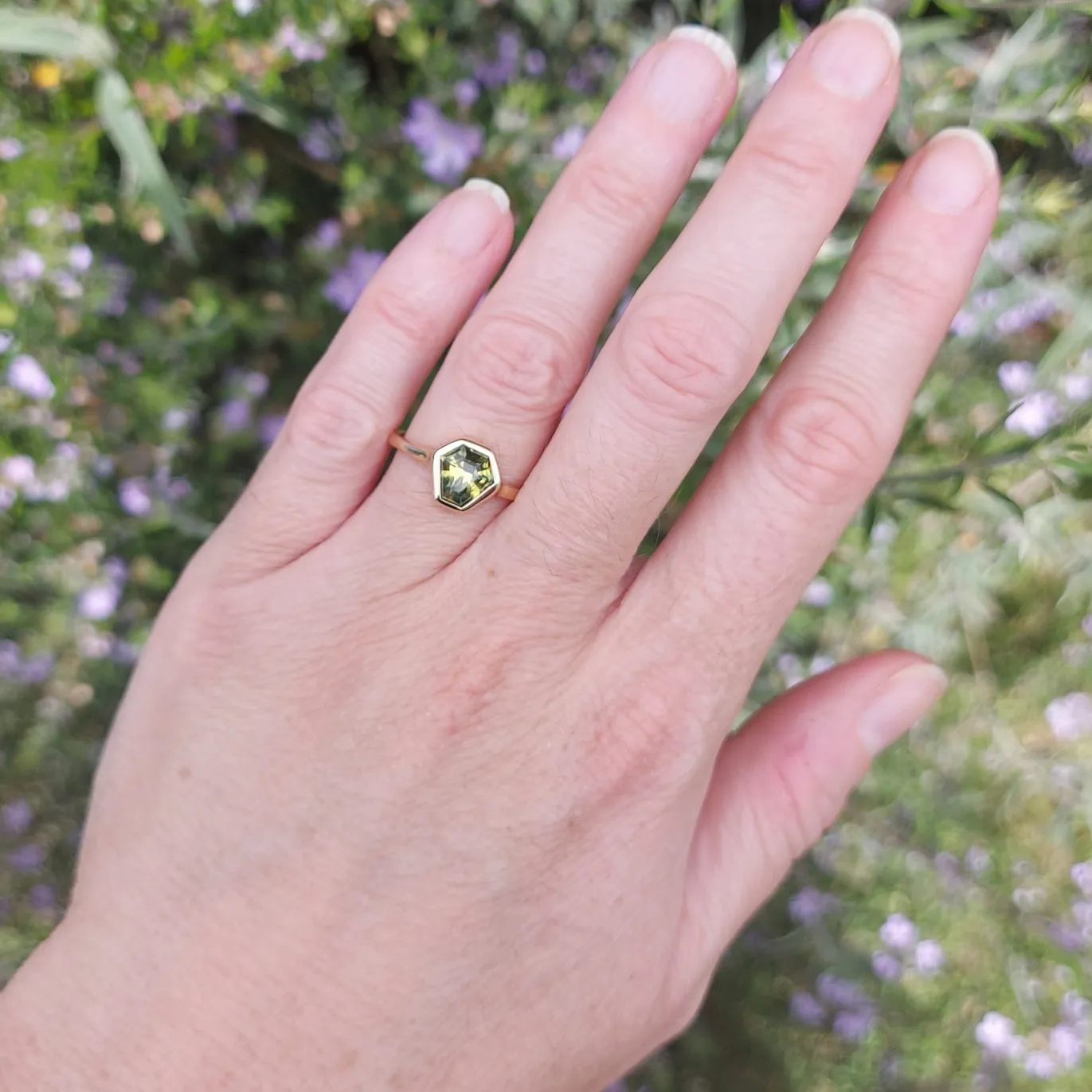 1.5ct Hex cut Australian Sapphire 9ct Yellow Gold Ring