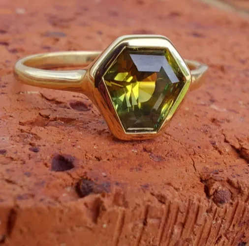 1.5ct Hex cut Australian Sapphire 9ct Yellow Gold Ring