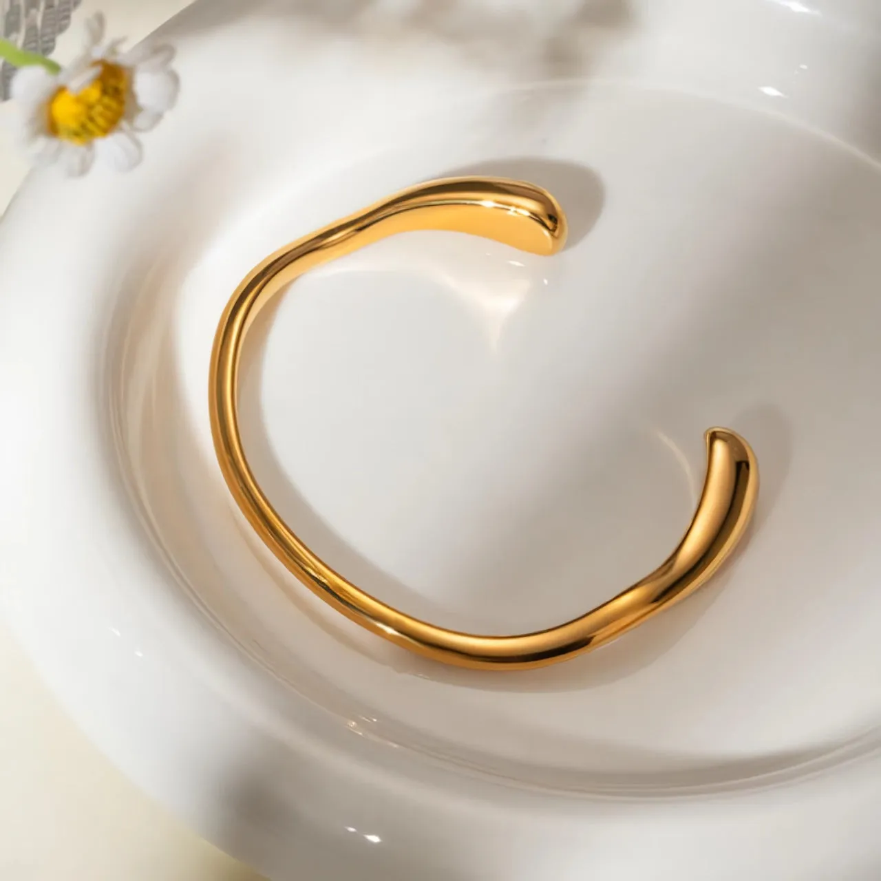 18K Gold PVD Plated Stainless Steel Open Bracelet Bangle – Smooth, Polished, and Rust-Proof