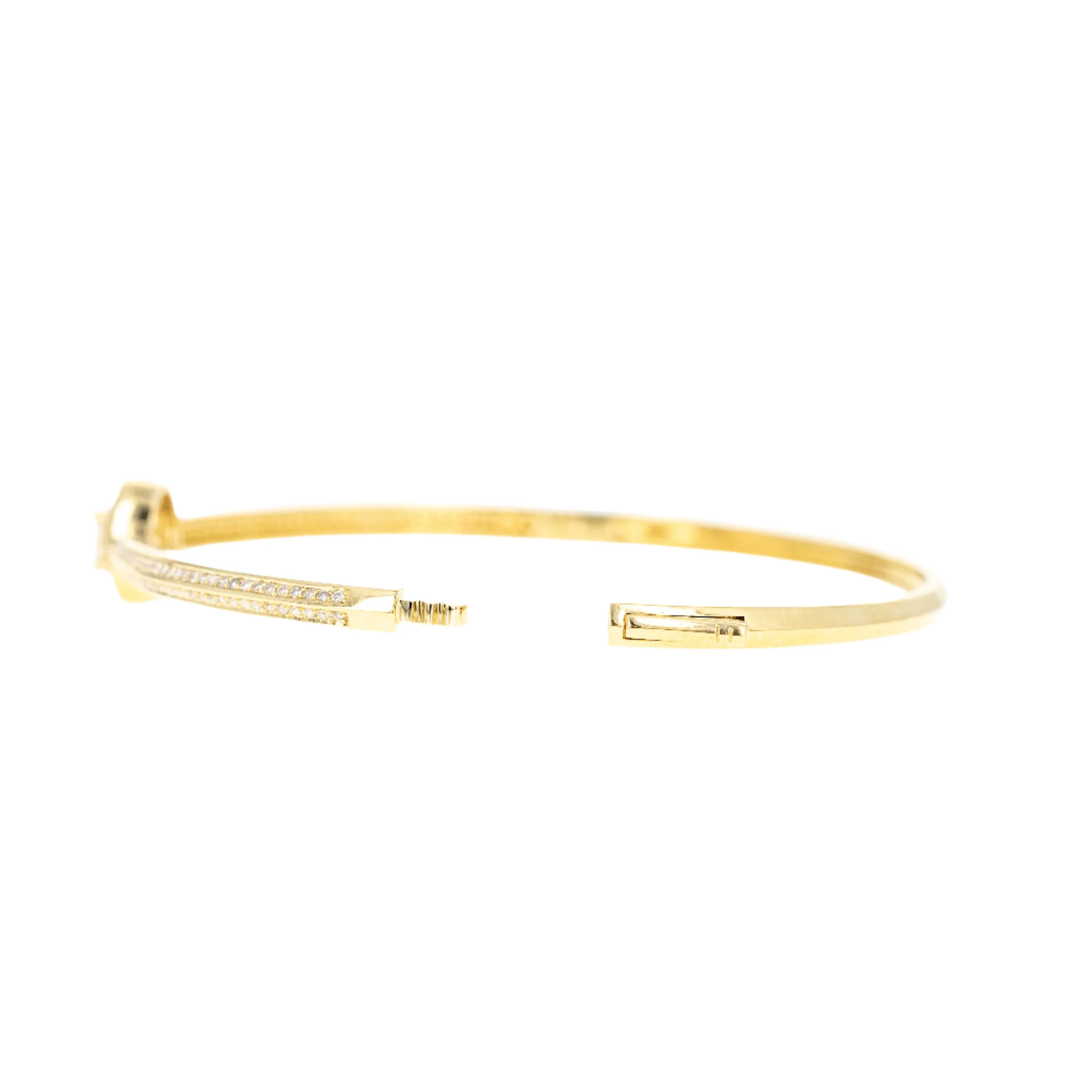 18K Yellow Gold 0.62 Carat Diamond Oval Pave Bangle
