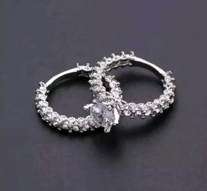 2 PC Cubic Zirconia Wedding Engagement Ring Set Size 6-8