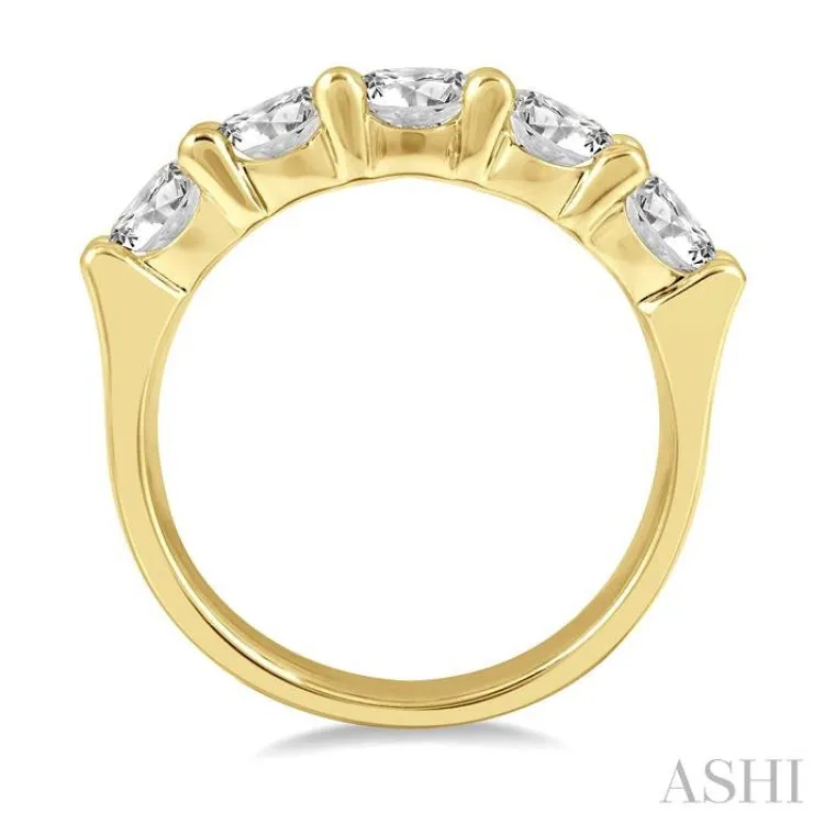 2.00 ctw 5 Stone Round Cut Diamond Wedding Band in 14K Yellow Gold
