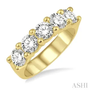 2.00 ctw 5 Stone Round Cut Diamond Wedding Band in 14K Yellow Gold