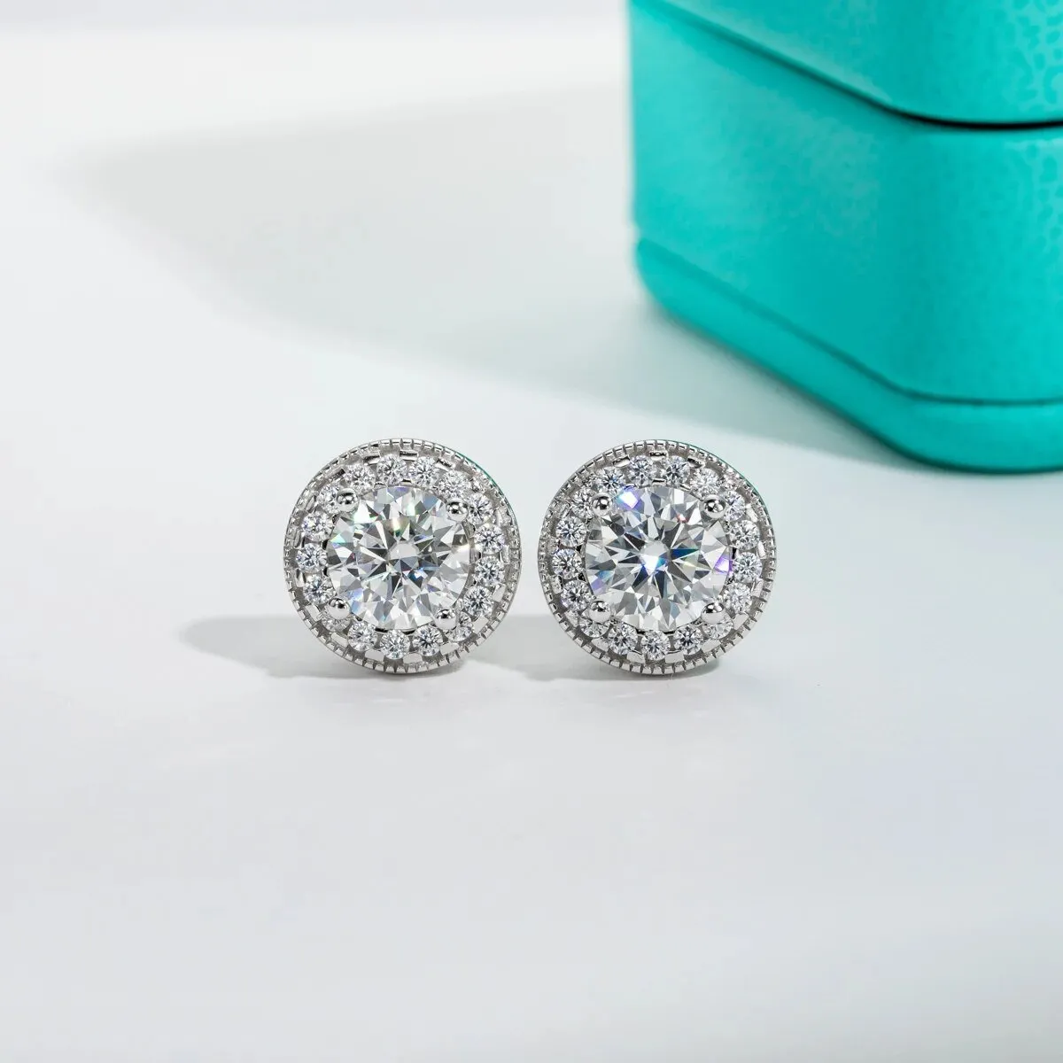 2.4 Ctw Round Diamond Vintage Stud Earrings