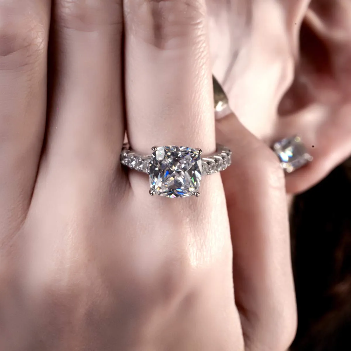 2CT Round Engagement CZ Ring