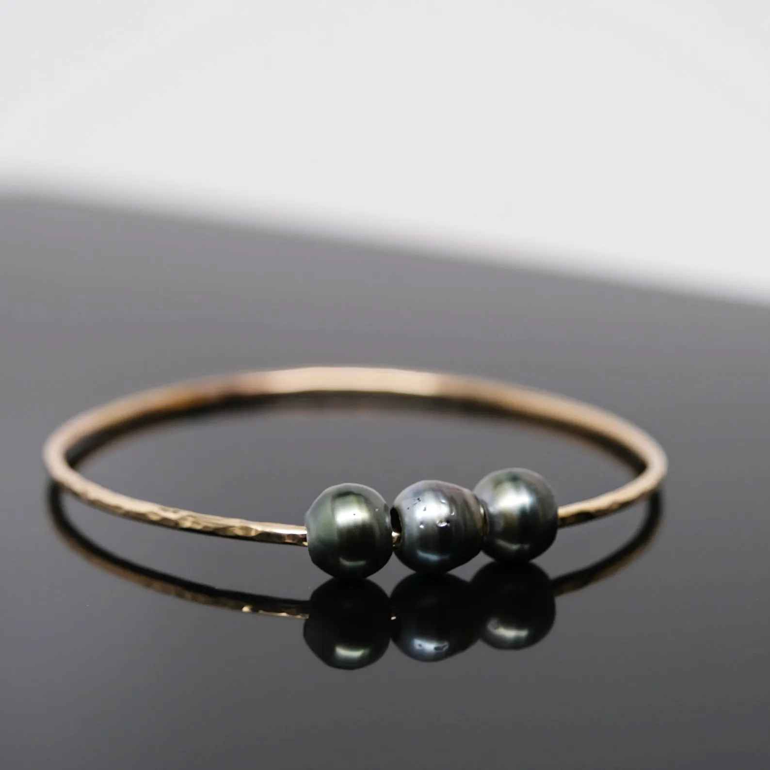 3 Pearl Tahitian Bangle