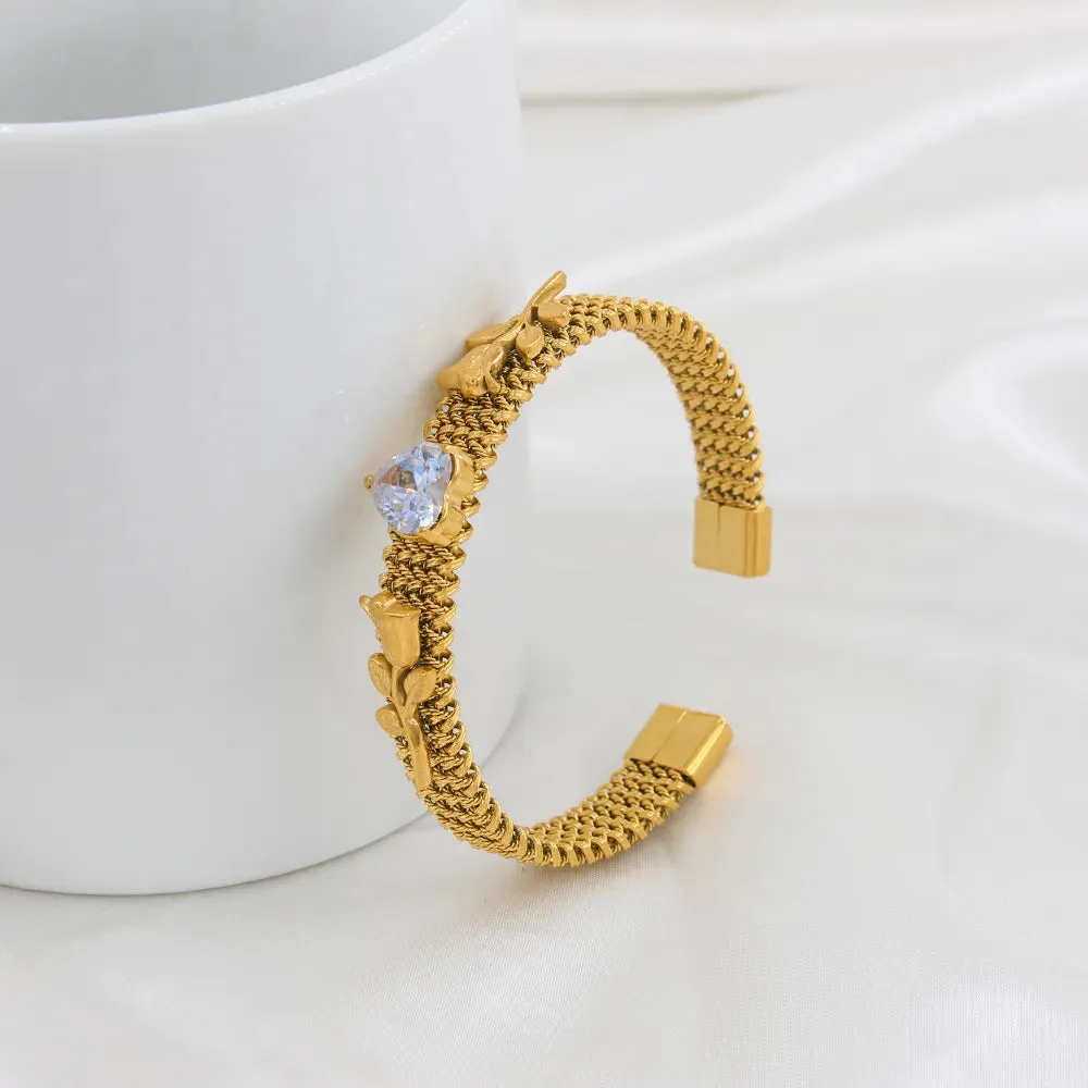 304 Stainless Steel 18K Gold Plated Simple Style Classic Style Plating Inlay Heart Shape Zircon Bangle