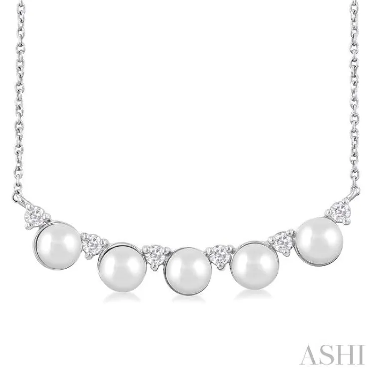 4.5 MM Round Shape Cultured Pearl and 1/6 ctw Smile Round Cut Diamond Necklace in 10K White Gold
