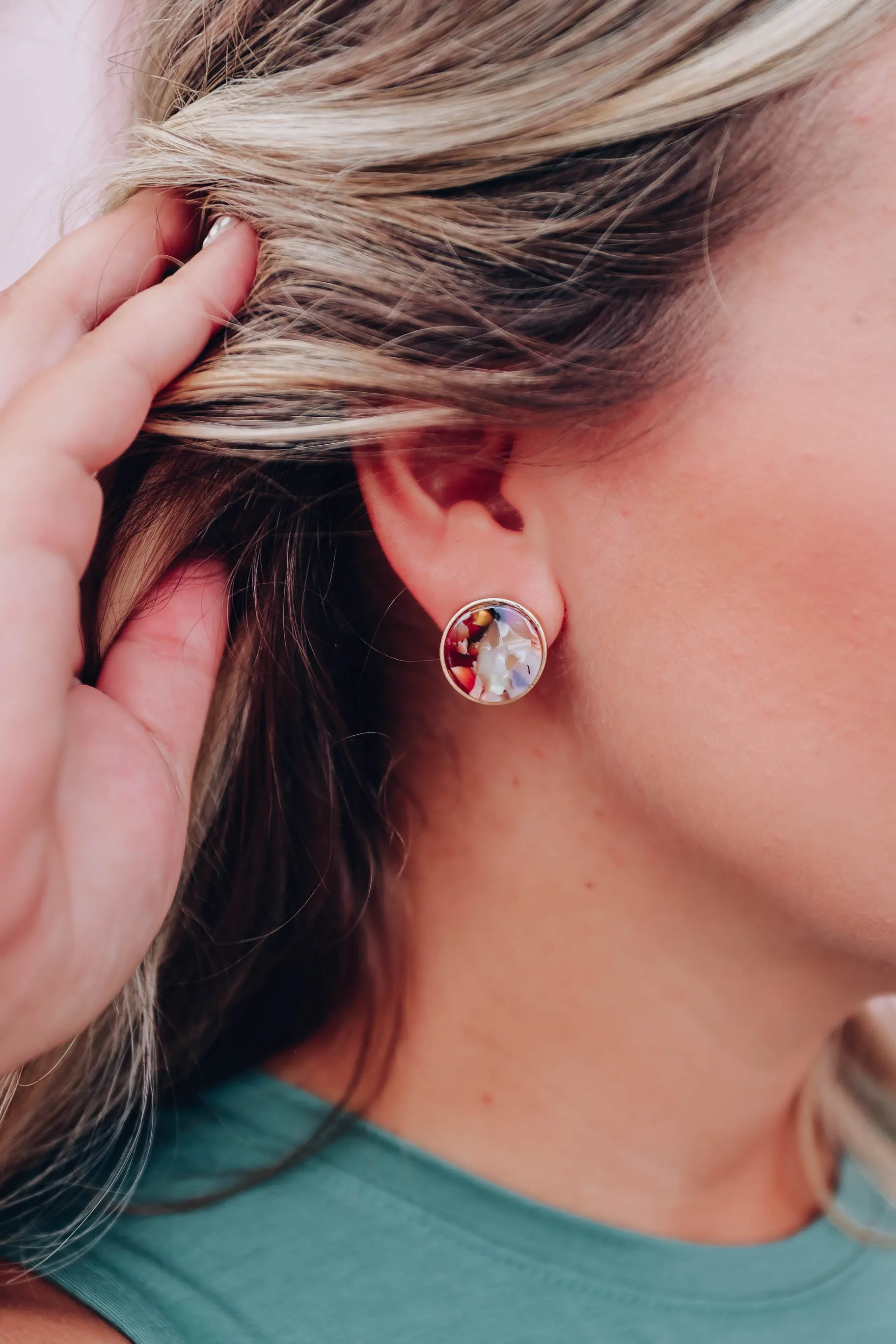 Abril Stud Earrings