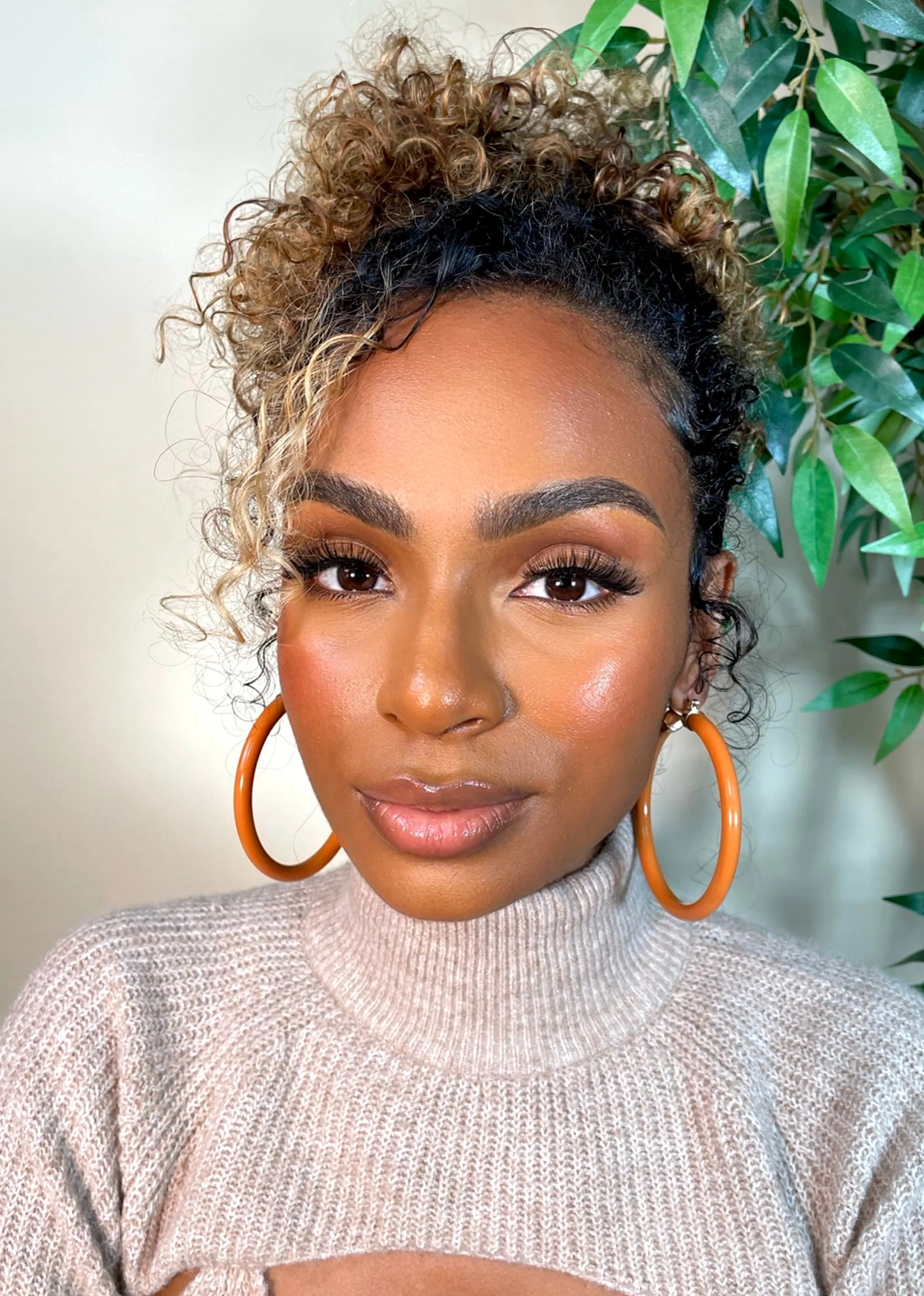AUTUMN  HOOP EARRINGS
