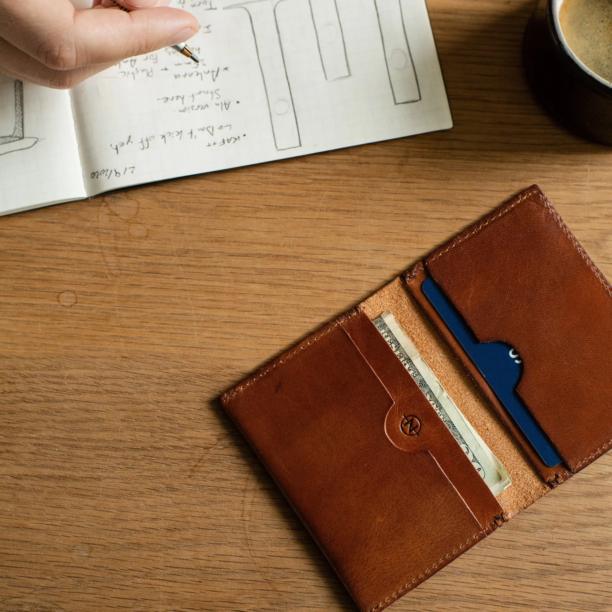 Bi-Fold Card Holder: Cognac
