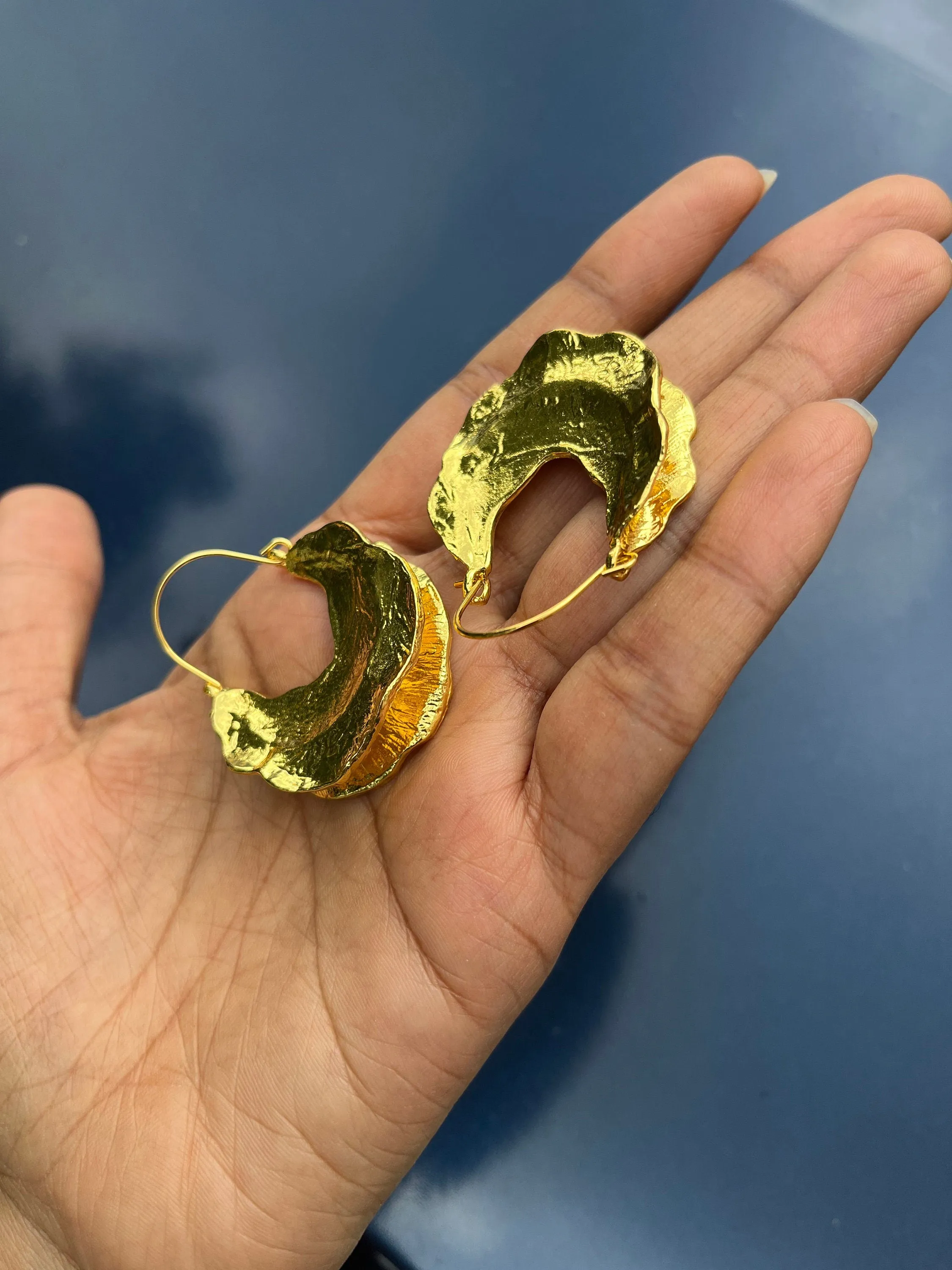 Big gold hoops , vintage style gold earring , chunky gold earring , geometric gold earring ,