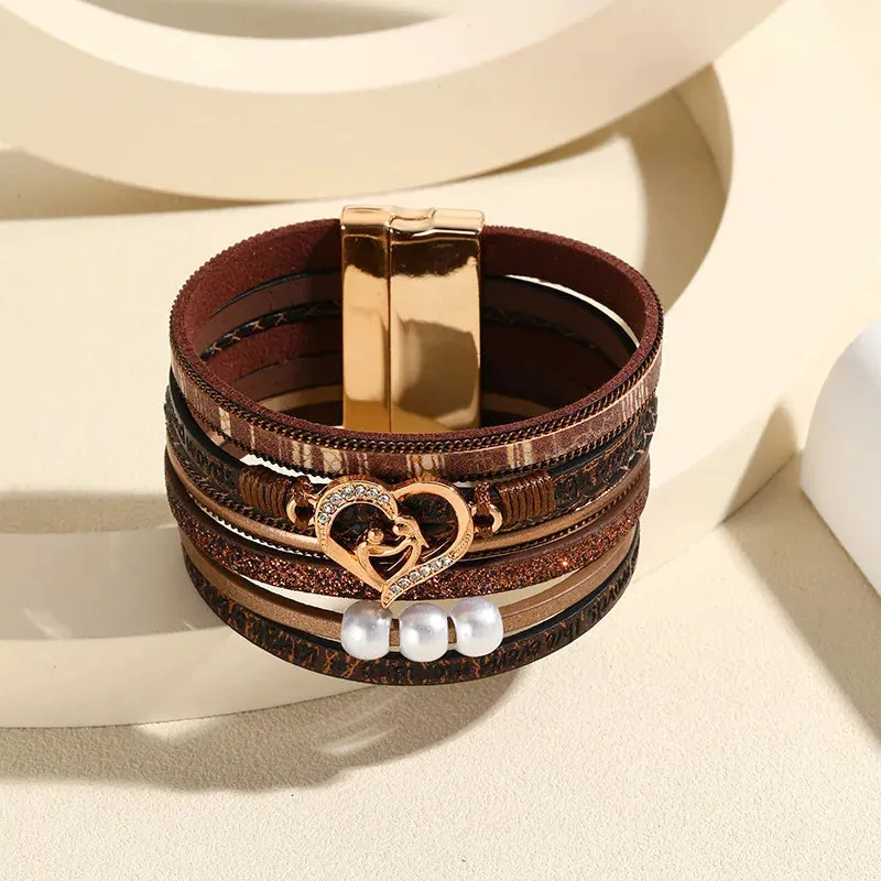 Boho Style Multi Layer Leather Bracelet for Women Luxury Jewelry Cupid Heart Open Magnet Buckle Bracelet as a Holiday Gift