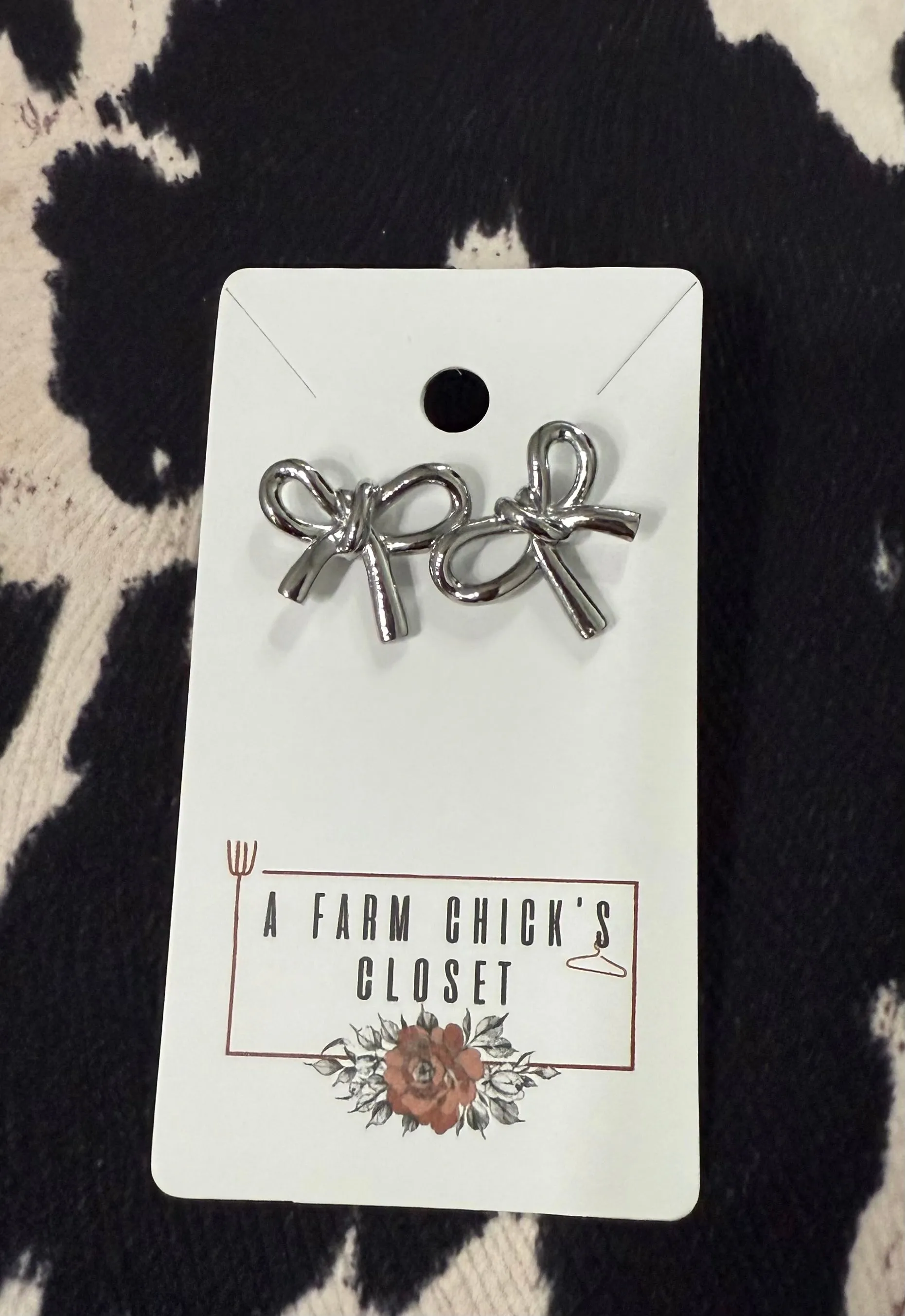 Briana Bow Earrings
