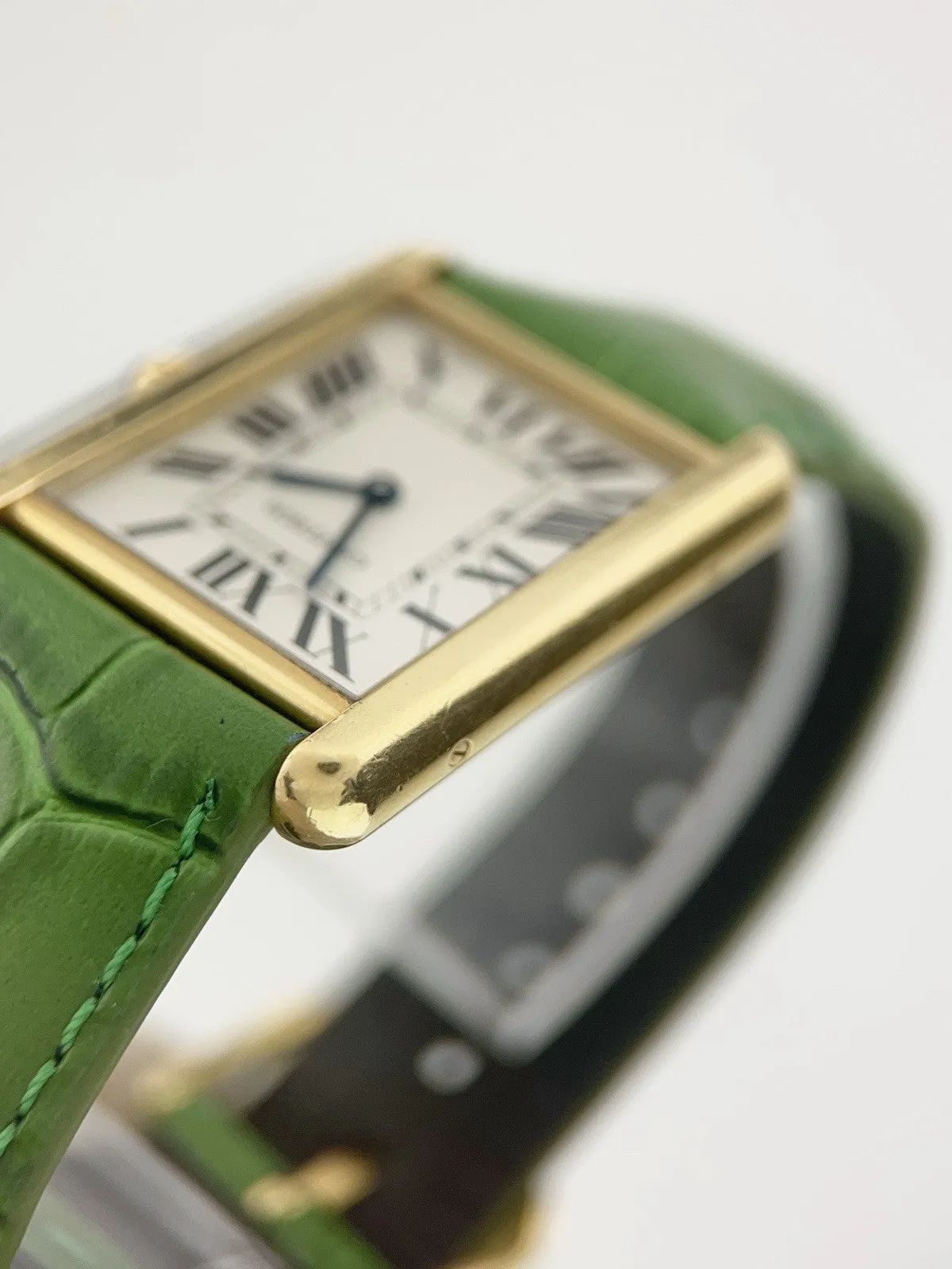Cartier Tank Solo 18k Yellow Gold Silver Color Dial 27mm Quartz Men's W520004