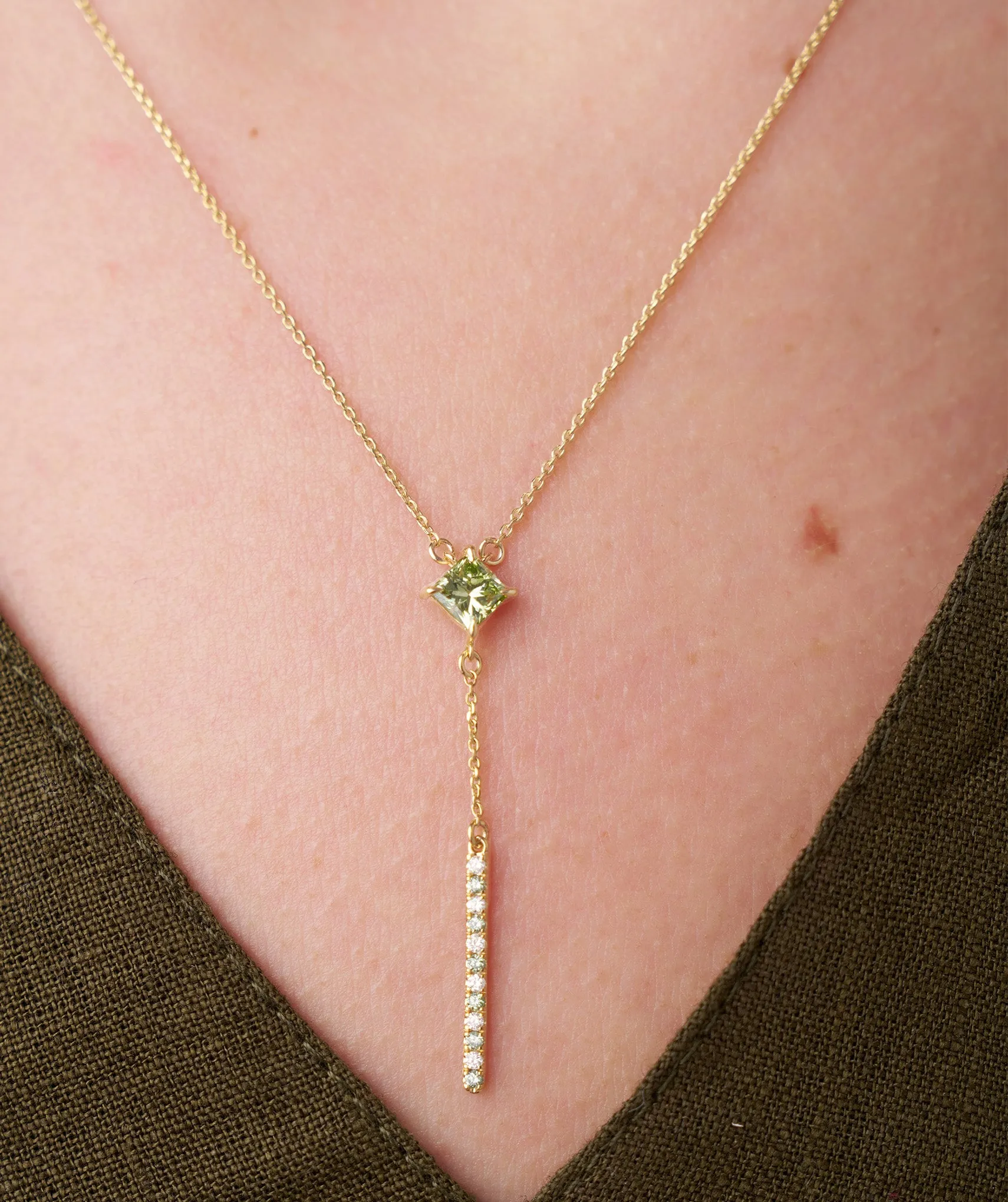 Contemporary Green Gem & Vertical Bar Necklace
