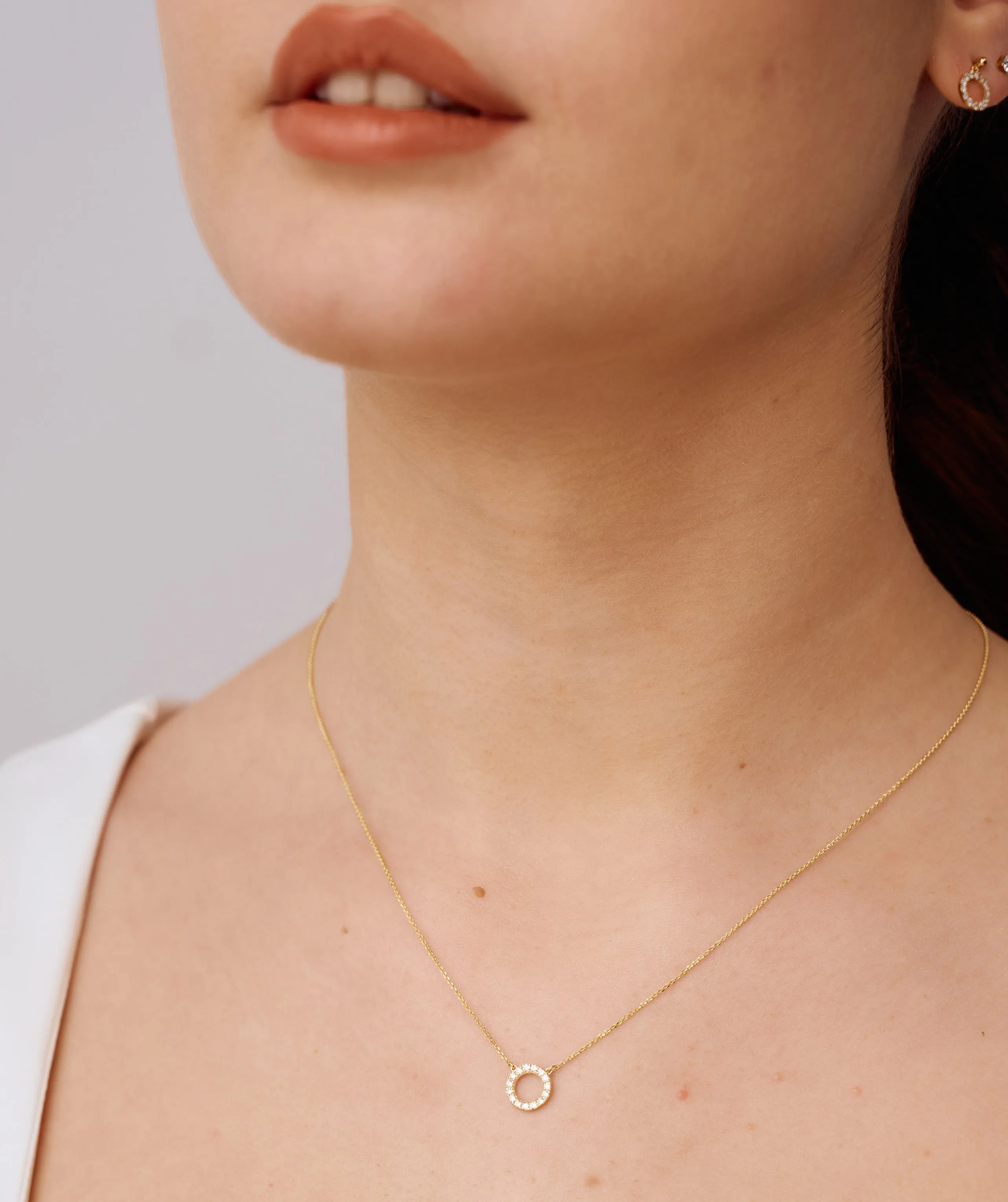 Dainty 14K Gold Diamond Circle Pendant