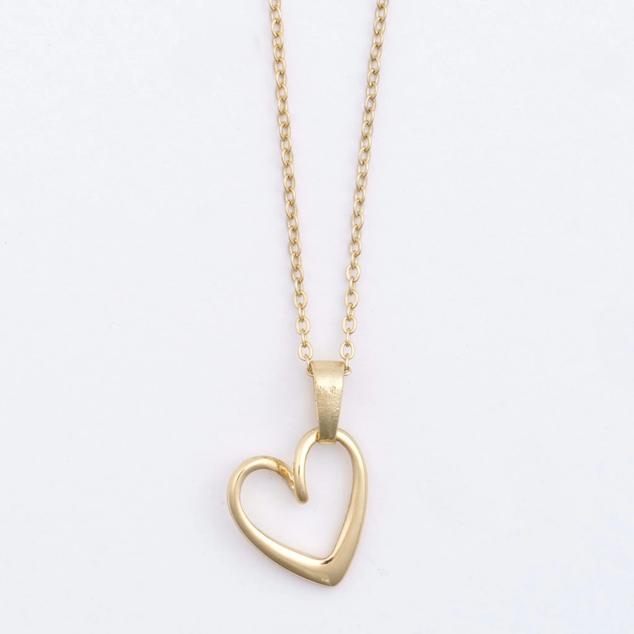 Dainty Heart Charm Necklace