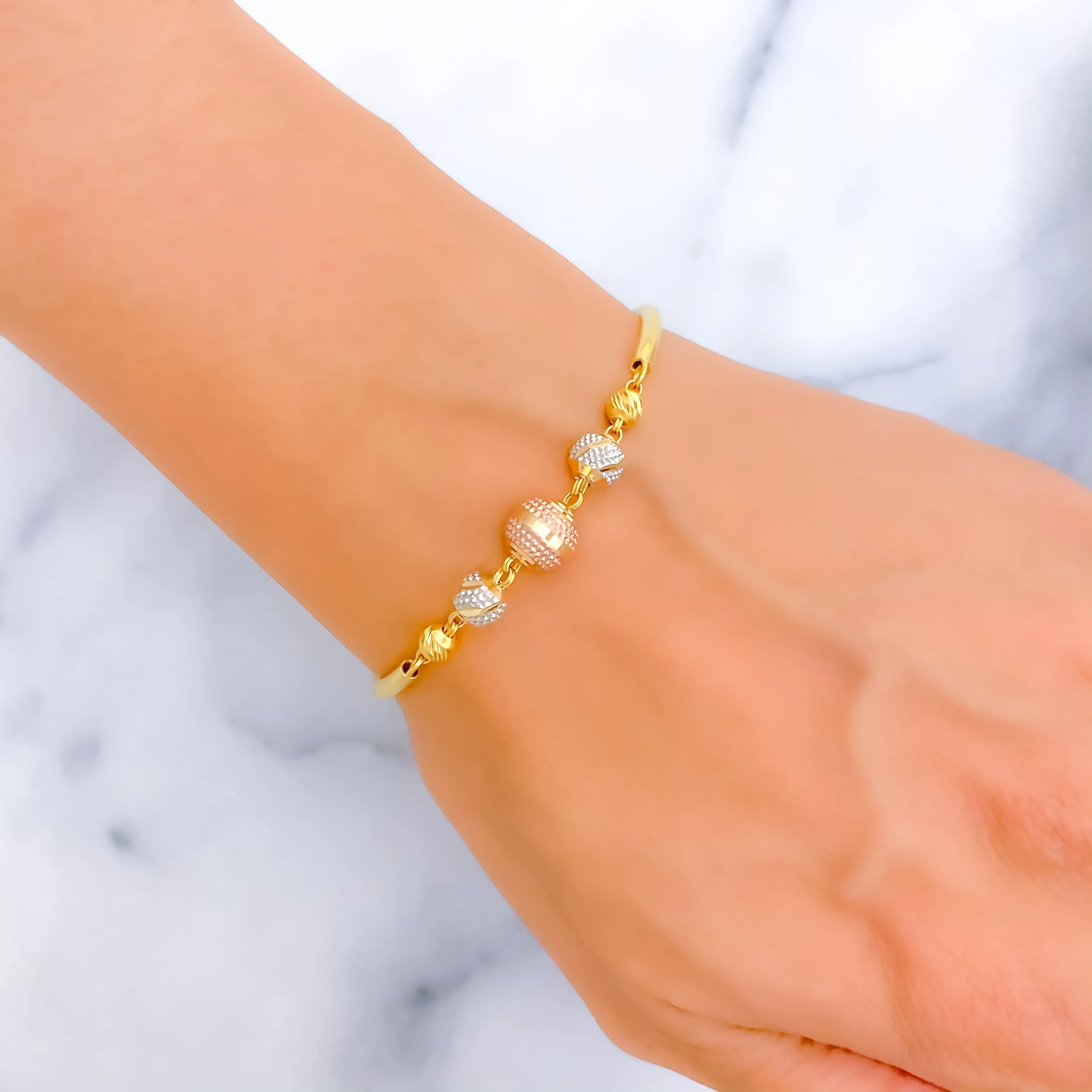 Dazzling Vibrant 22k Gold Orb Flexi Bangle Bracelet