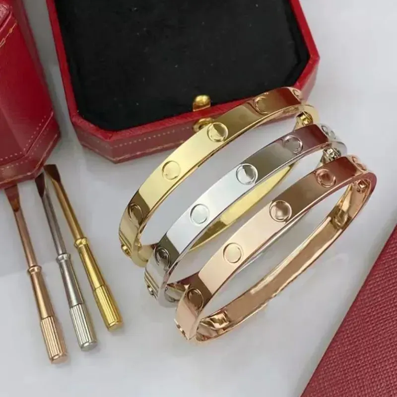 Designer Screw Bracelet Fashion Luxury Jewelry Bangle Bracelets 18K Rose Gold Silver Titanium Steel Diamond Bangles Nail Bracelets for Men Women 17 19 Size