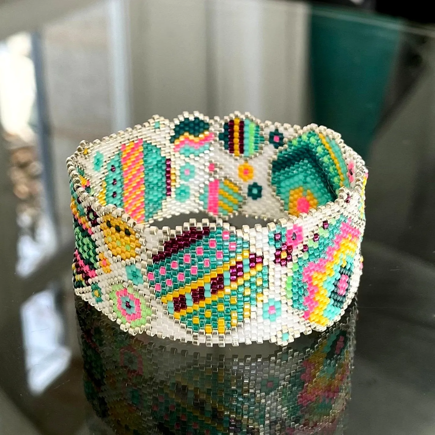 DIY Pattern Bracelet EASTER BALLS