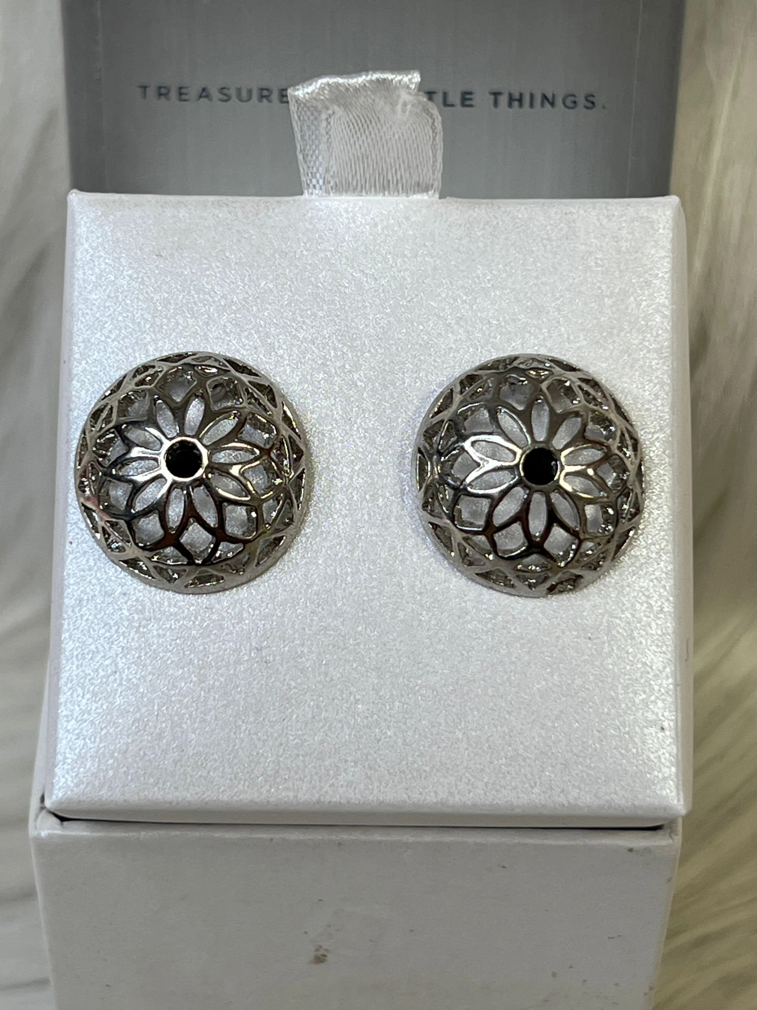 Earrings Stud By Loft