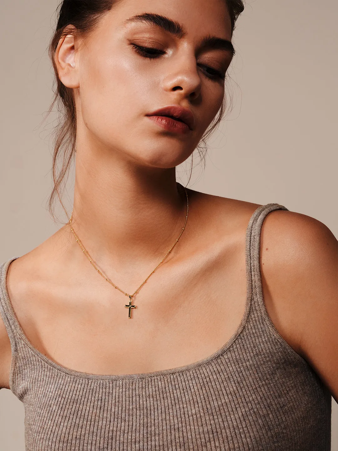 Edge Cross Necklace