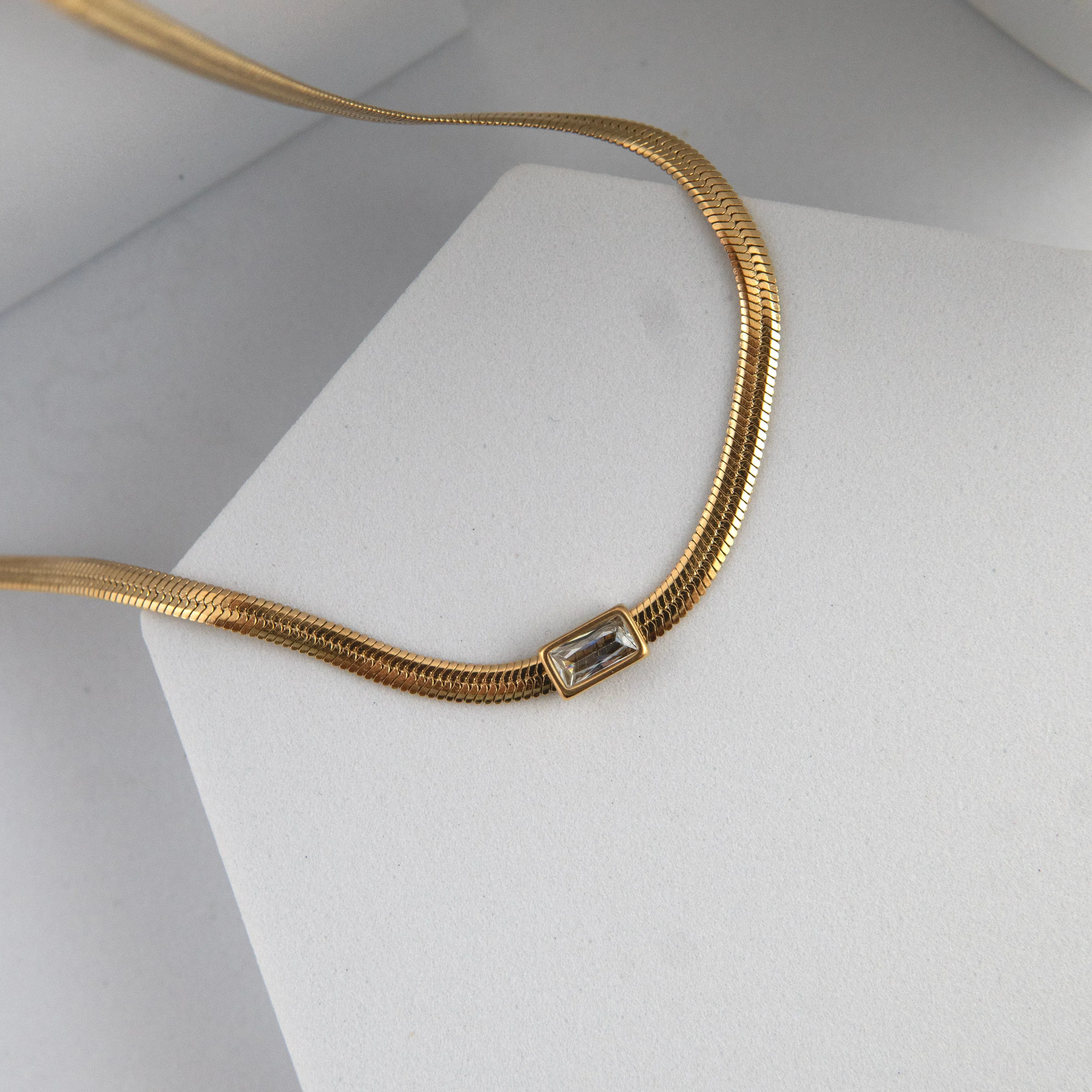 Elite Stone Snake Necklace Gold Plated, Waterproof and Anti-Tarnish