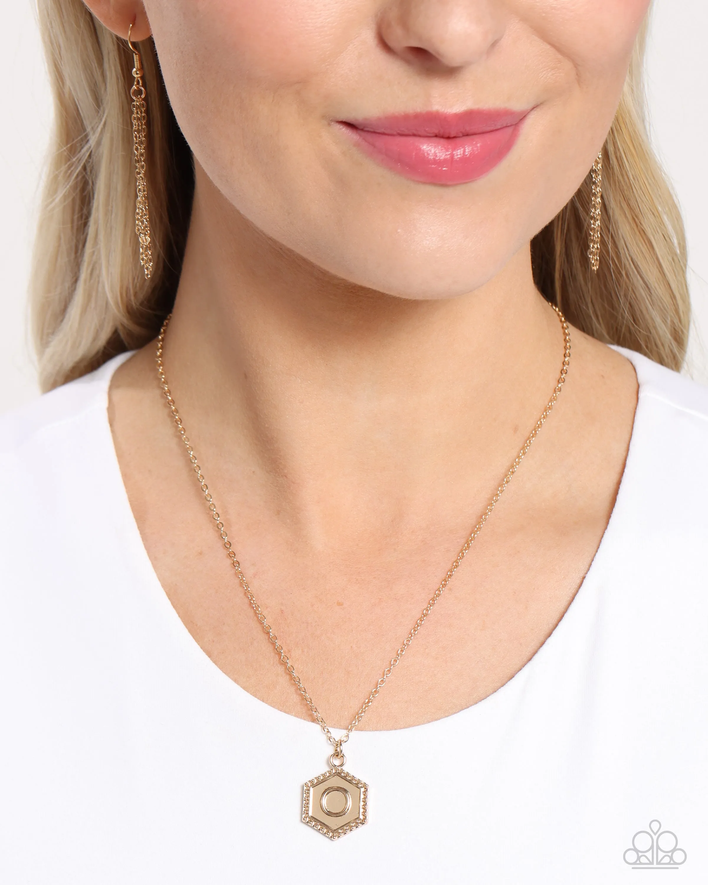 Emblematic Elegance - Gold - O - Initial Pendant Paparazzi Short Necklace