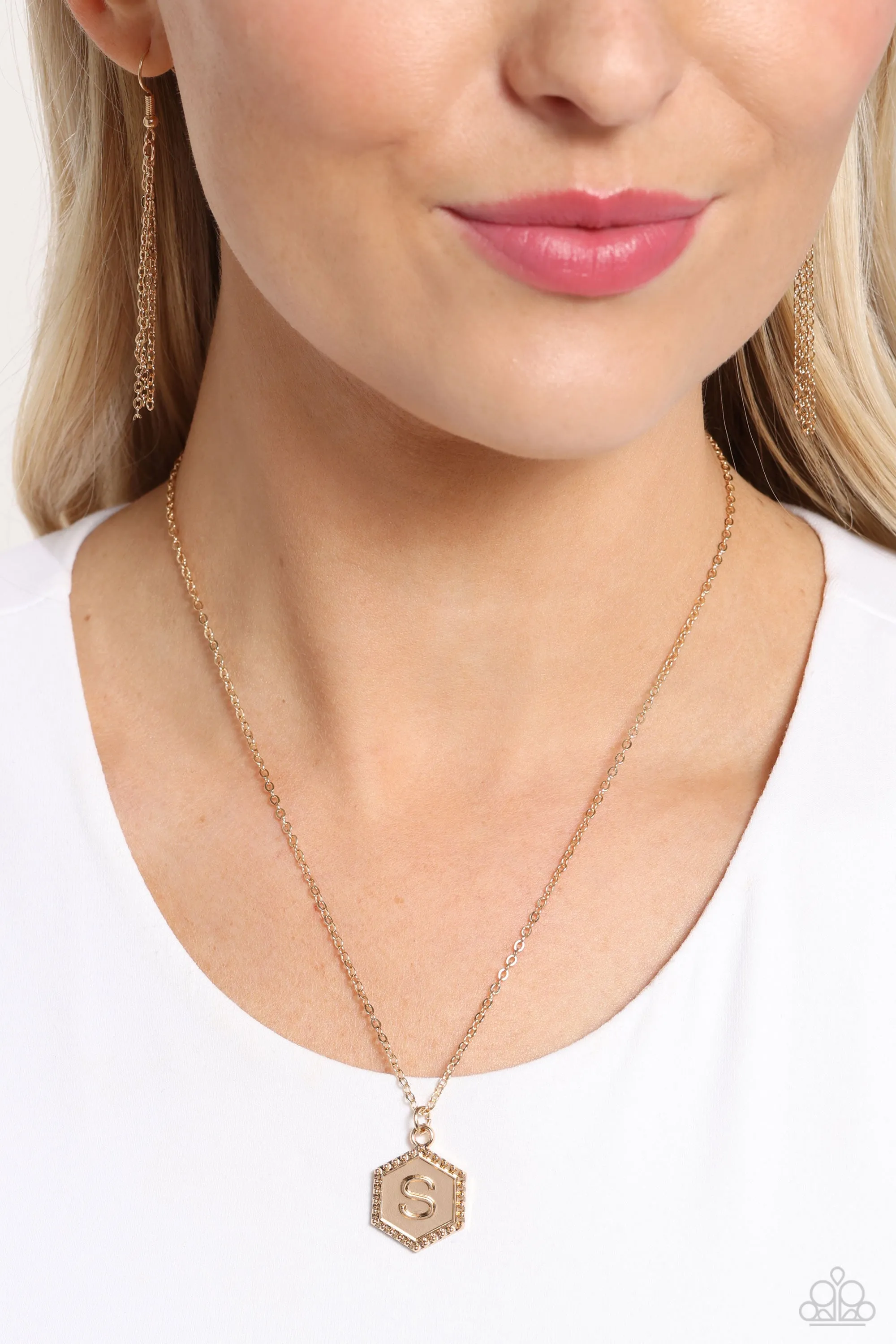Emblematic Elegance - Gold - S - Initial Pendant Paparazzi Short Necklace