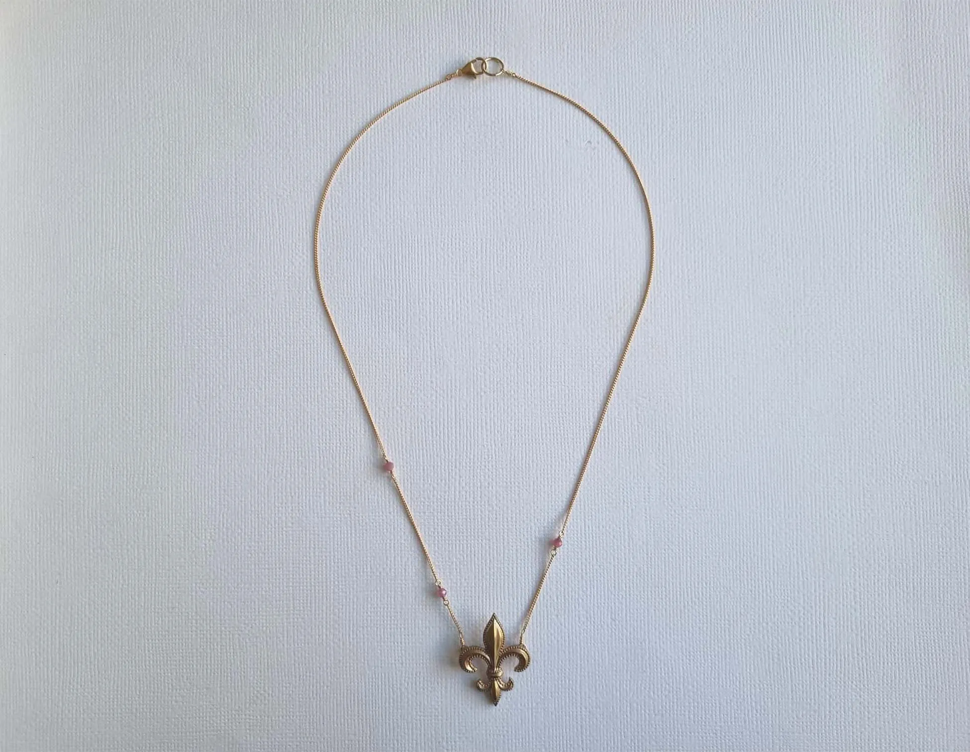 fleur de lis | antique brooch pink sapphire necklace
