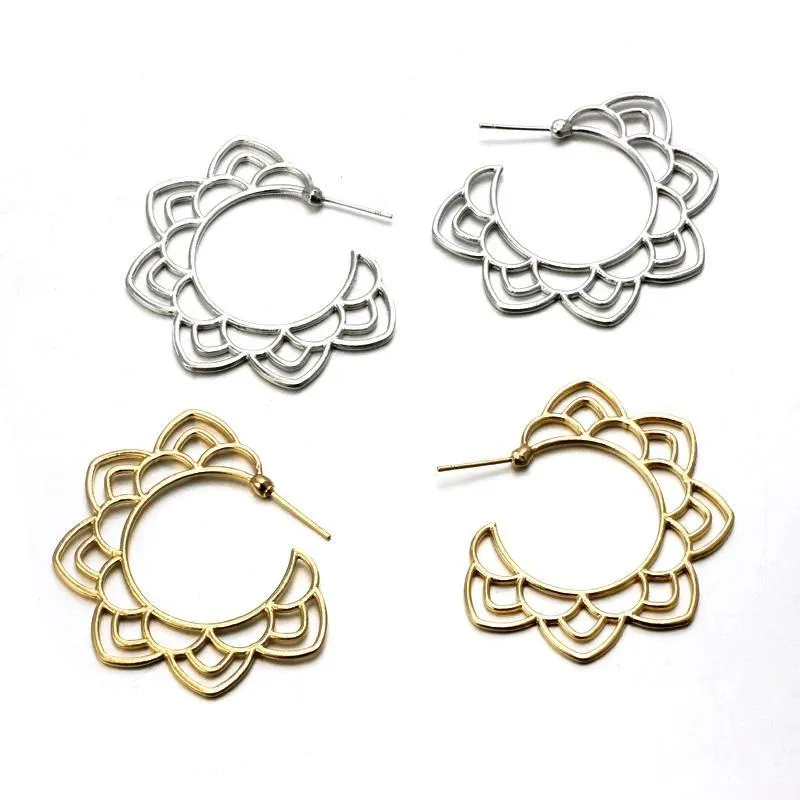Flora -Gold Earrings