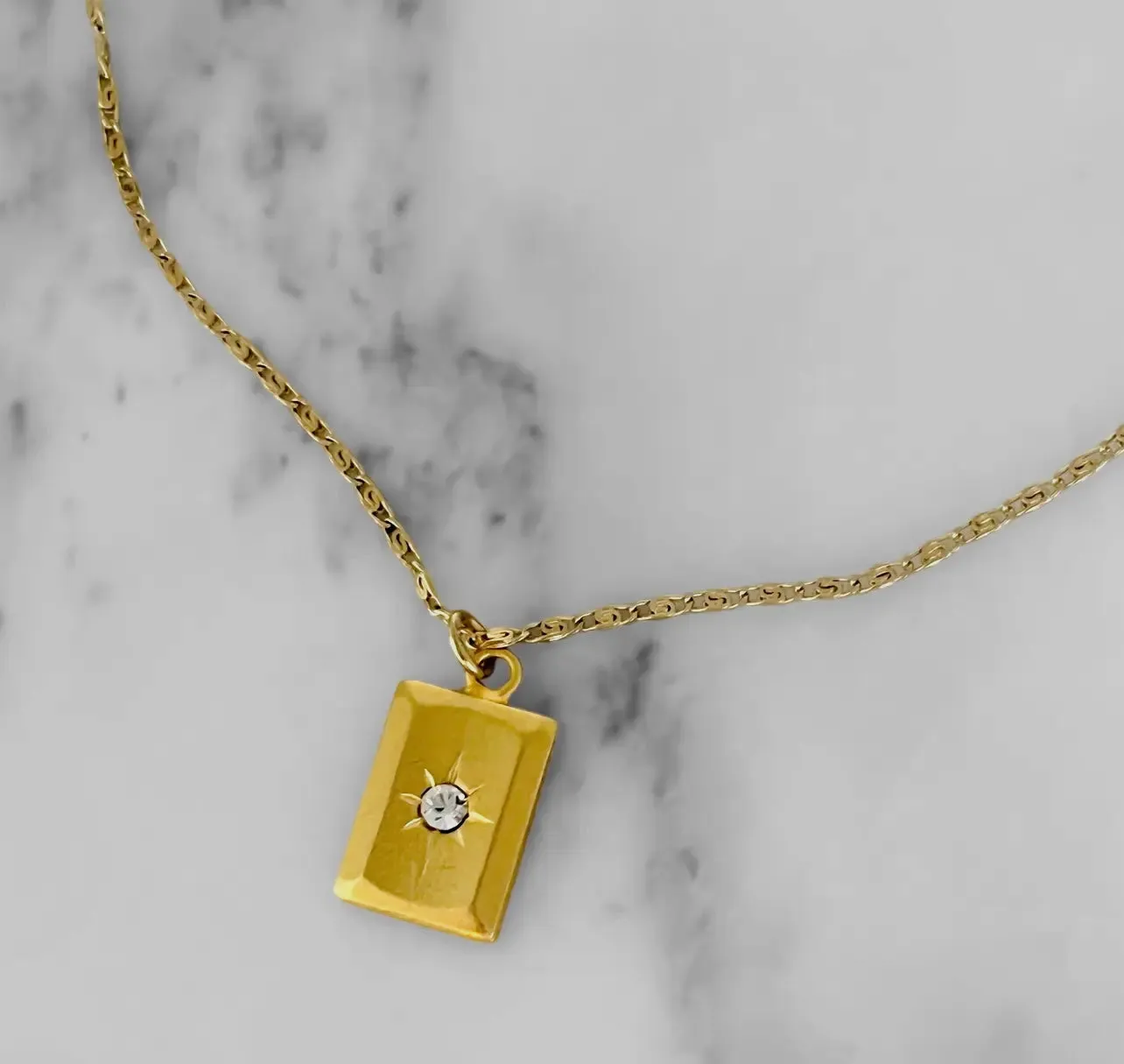Gold Dainty Necklaces