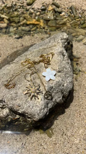 Gold Summer Vibes