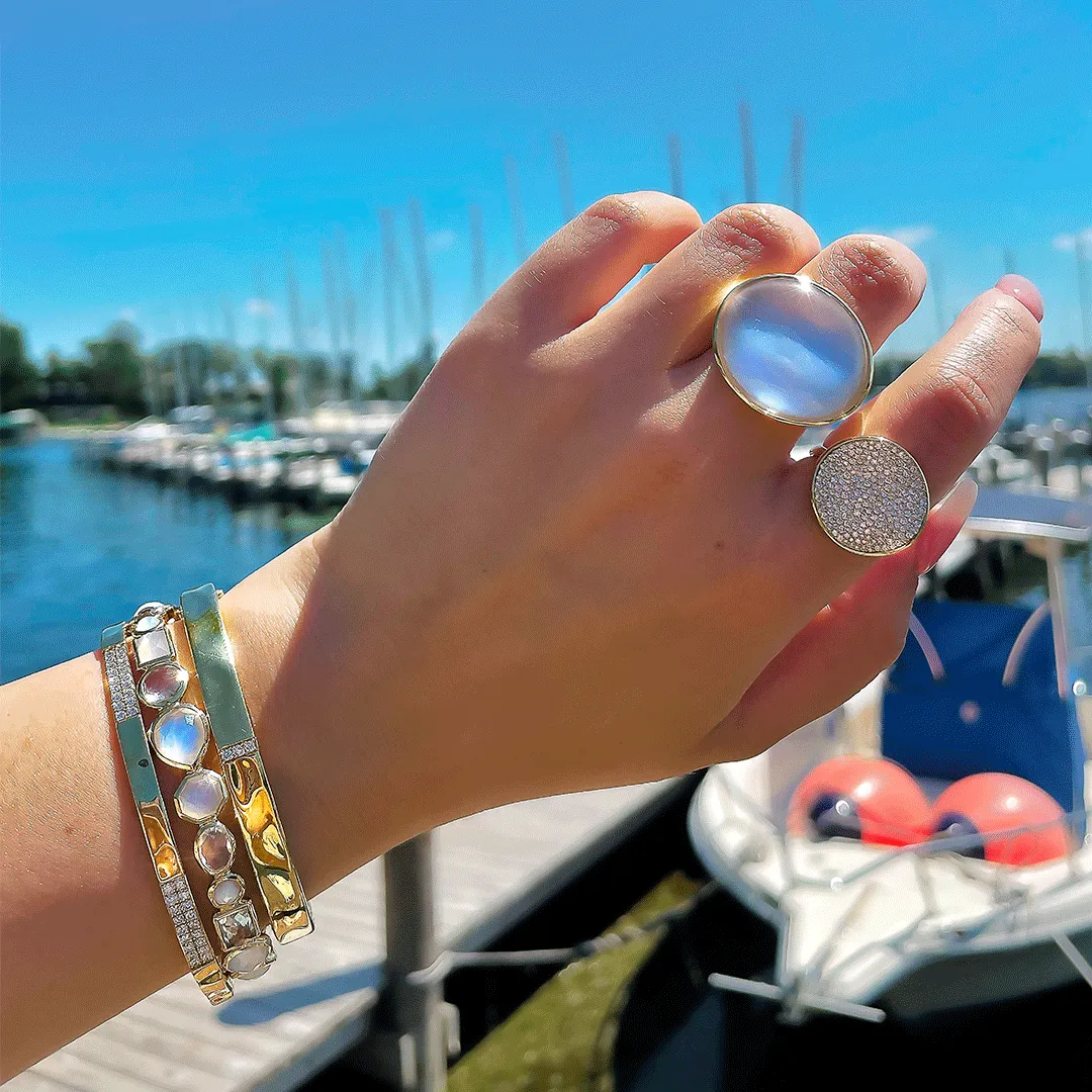 Hero Gelato Hinge Bangle in 18K Gold