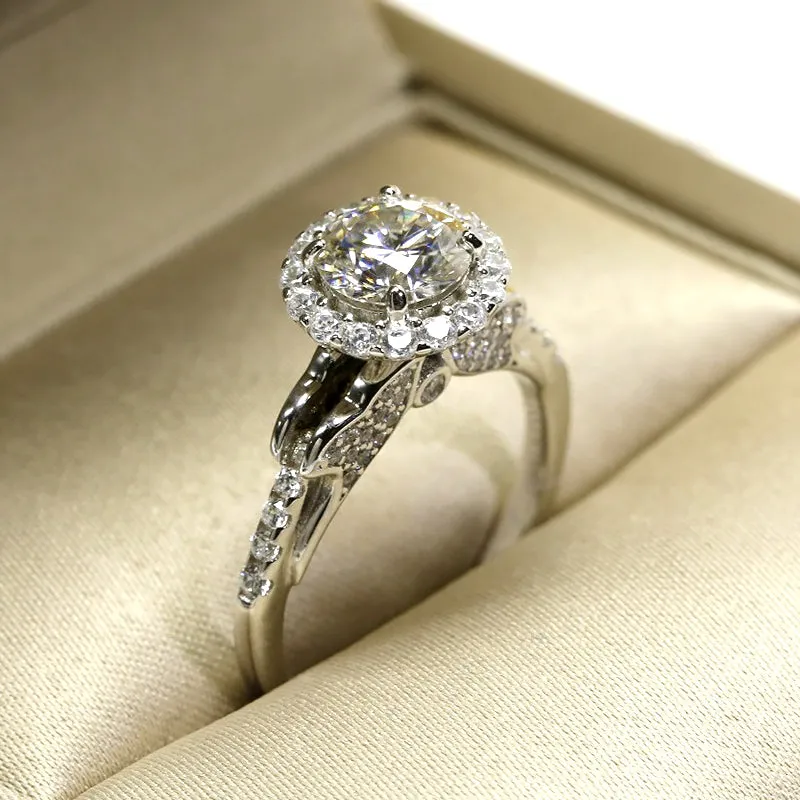 Inlaid Moissanite Diamond Ring Women Wedding Jewelry