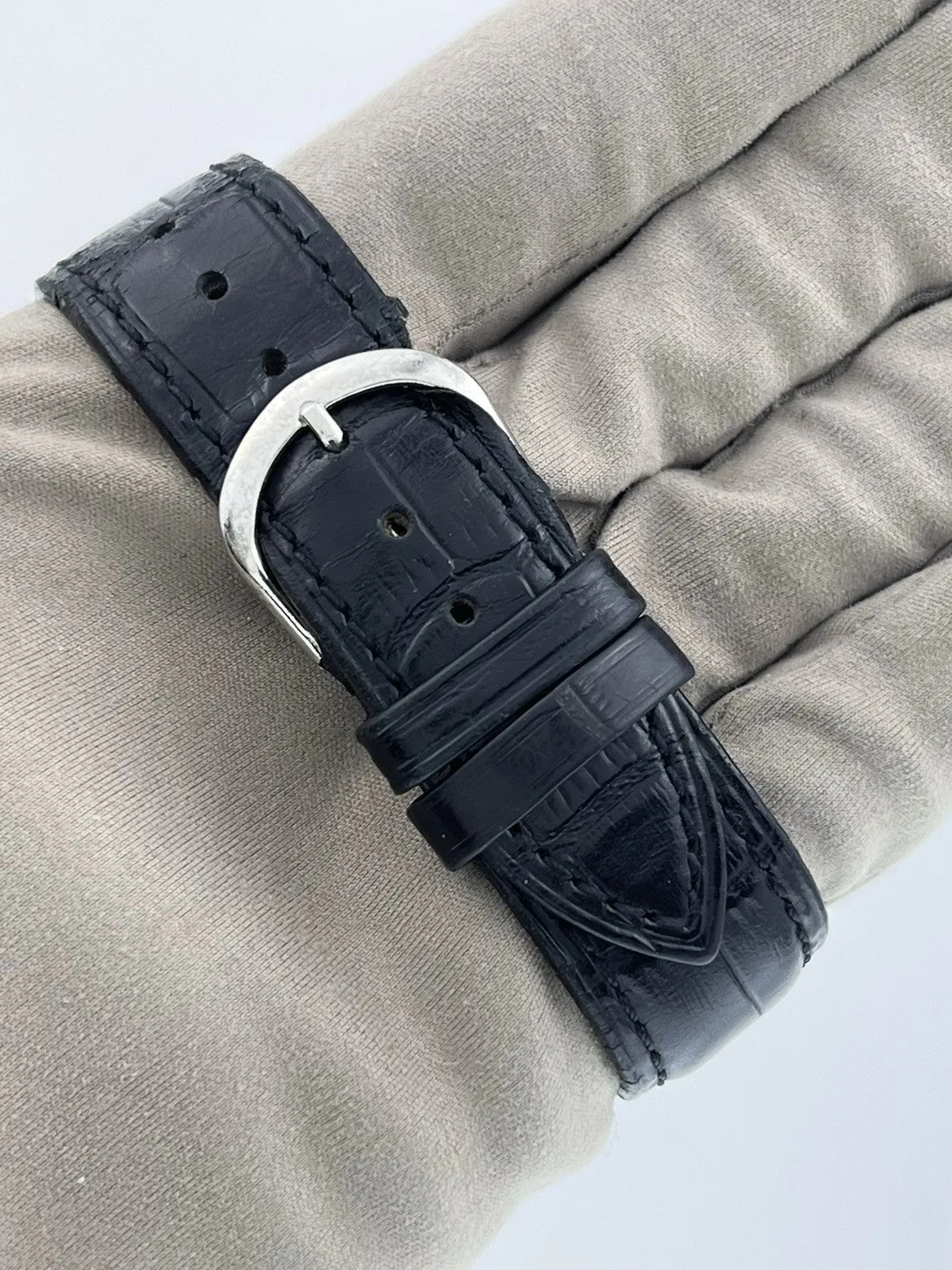 Jaeger-LeCoultre Reverso Steel Silver Dial 26mm Manual Wind Men's Watch 270.8.62