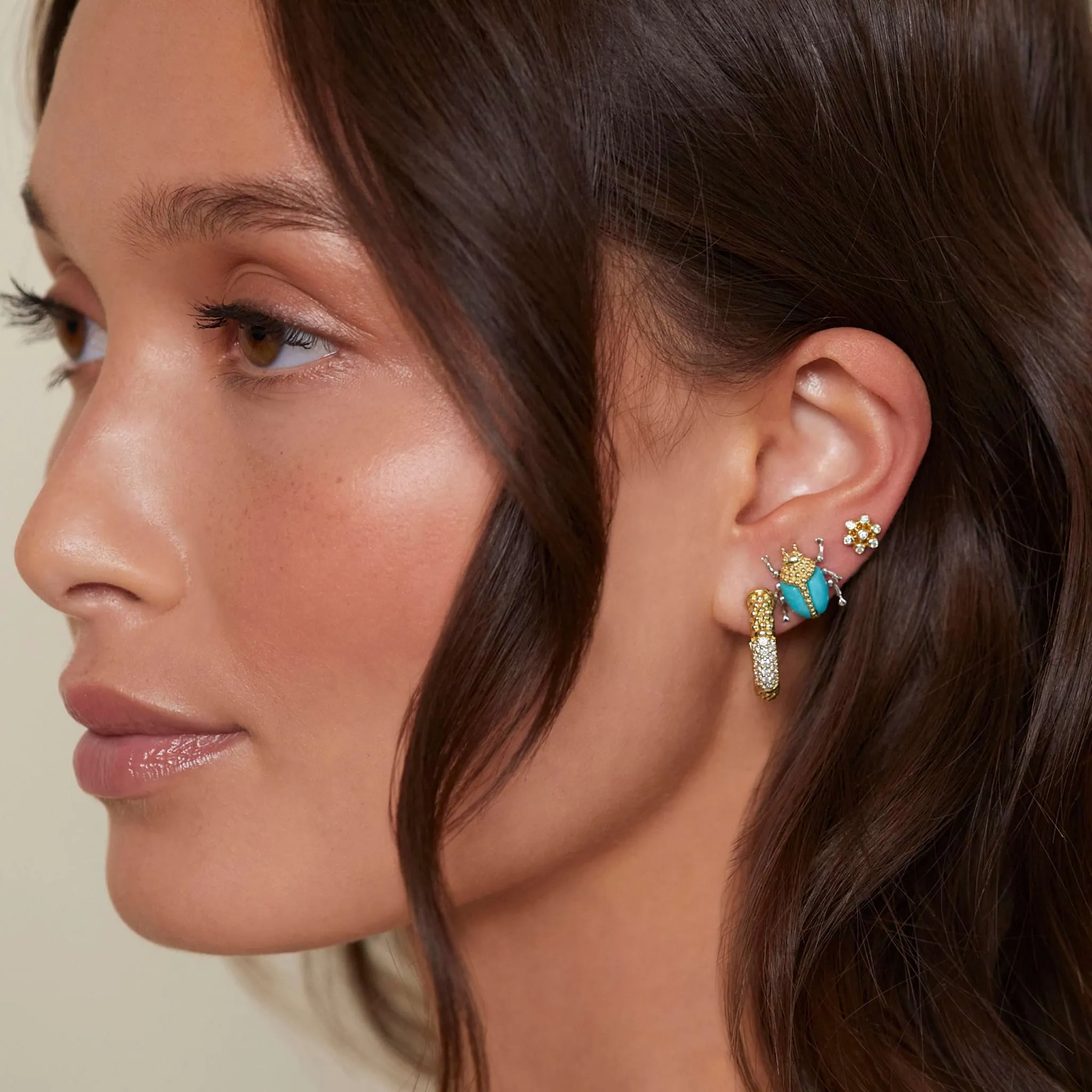 KSL 18K Gold Flower Diamond Stud Earrings