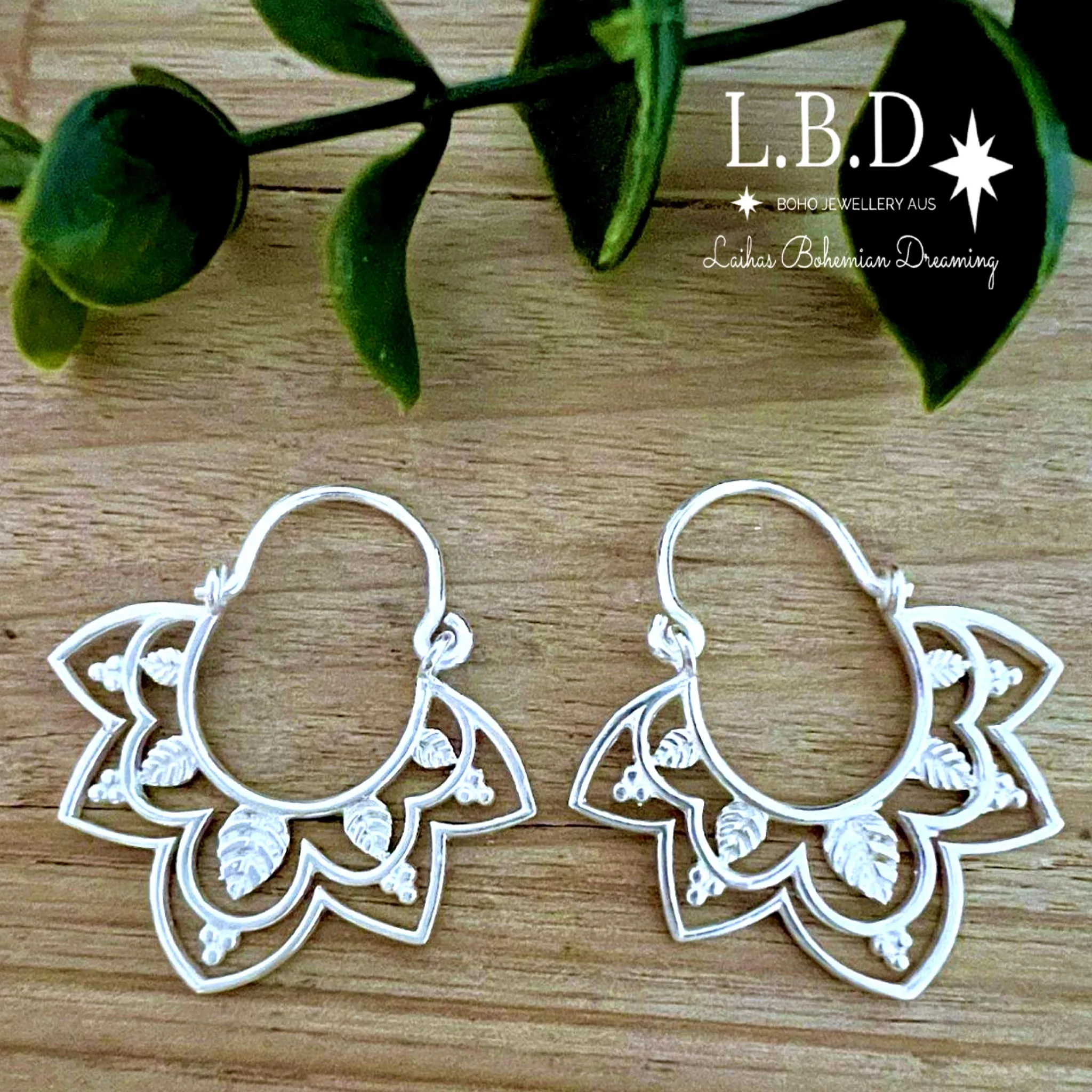 Laihas Prestige Daisly Boho Sterling Silver Hoop Earrings