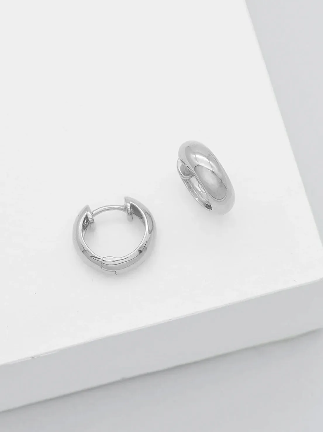 Linda Tahija - Solar Huggie Earrings - Sterling Silver