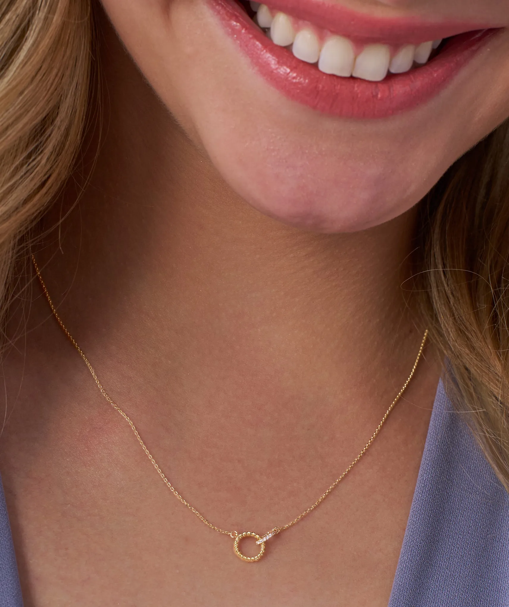 Linked Circle Style Fancy Necklace
