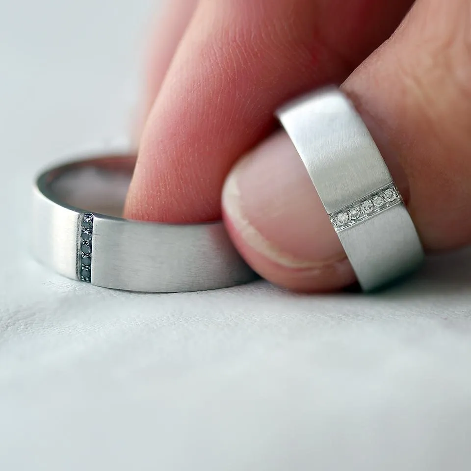 Matching engagement rings with B&W Diamonds