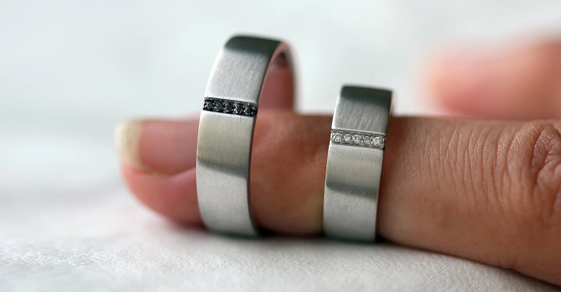 Matching engagement rings with B&W Diamonds