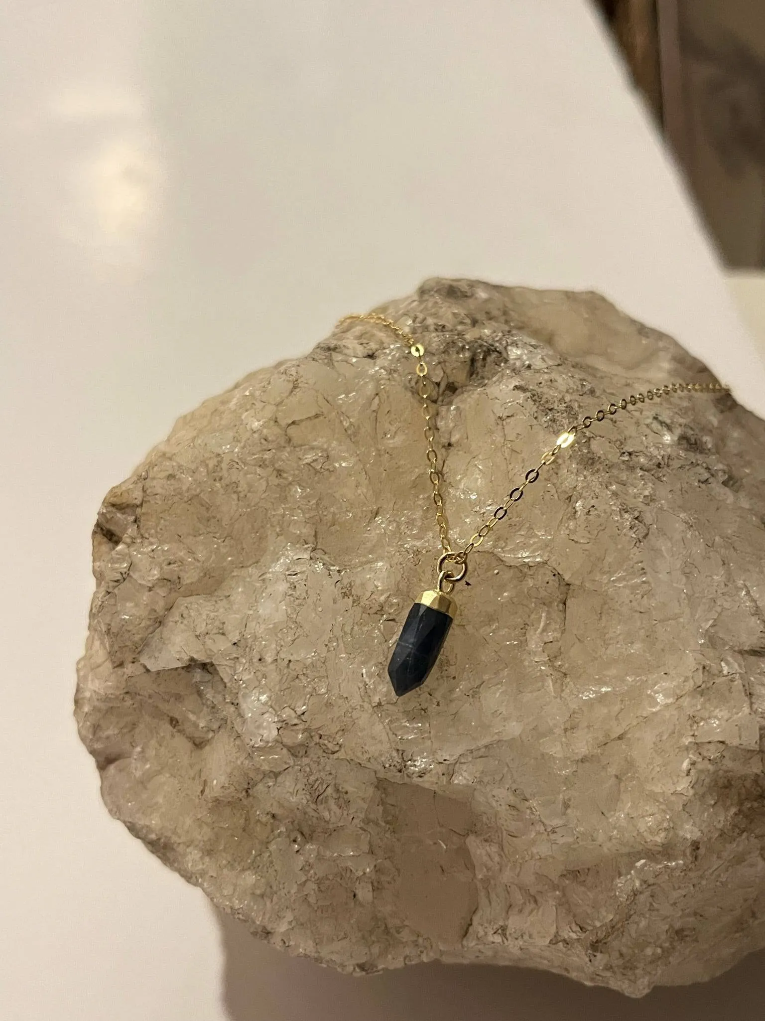 MINI PENDULUM NECKLACE